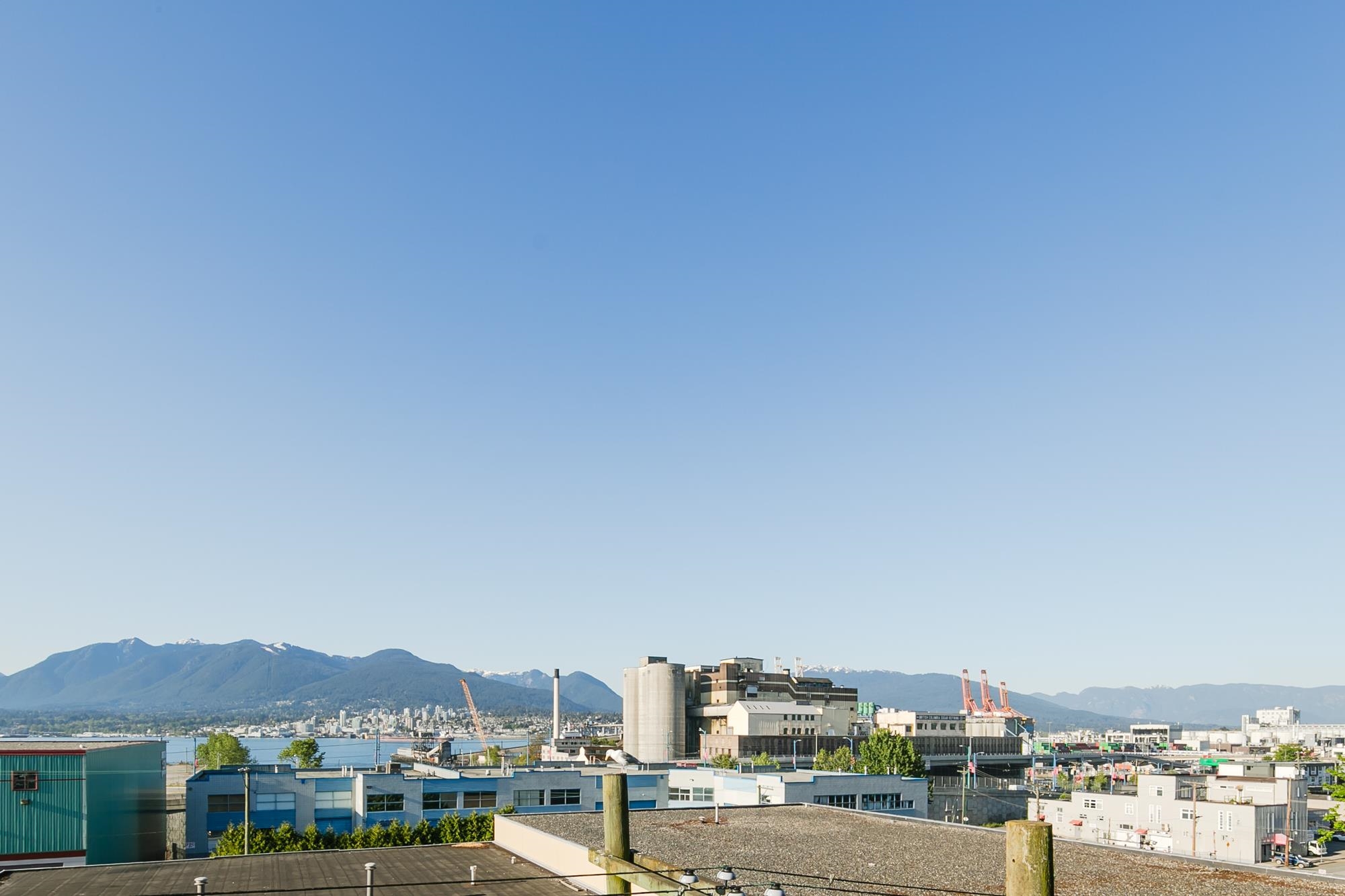 302 933 HASTINGS STREET, R3034329, BC,