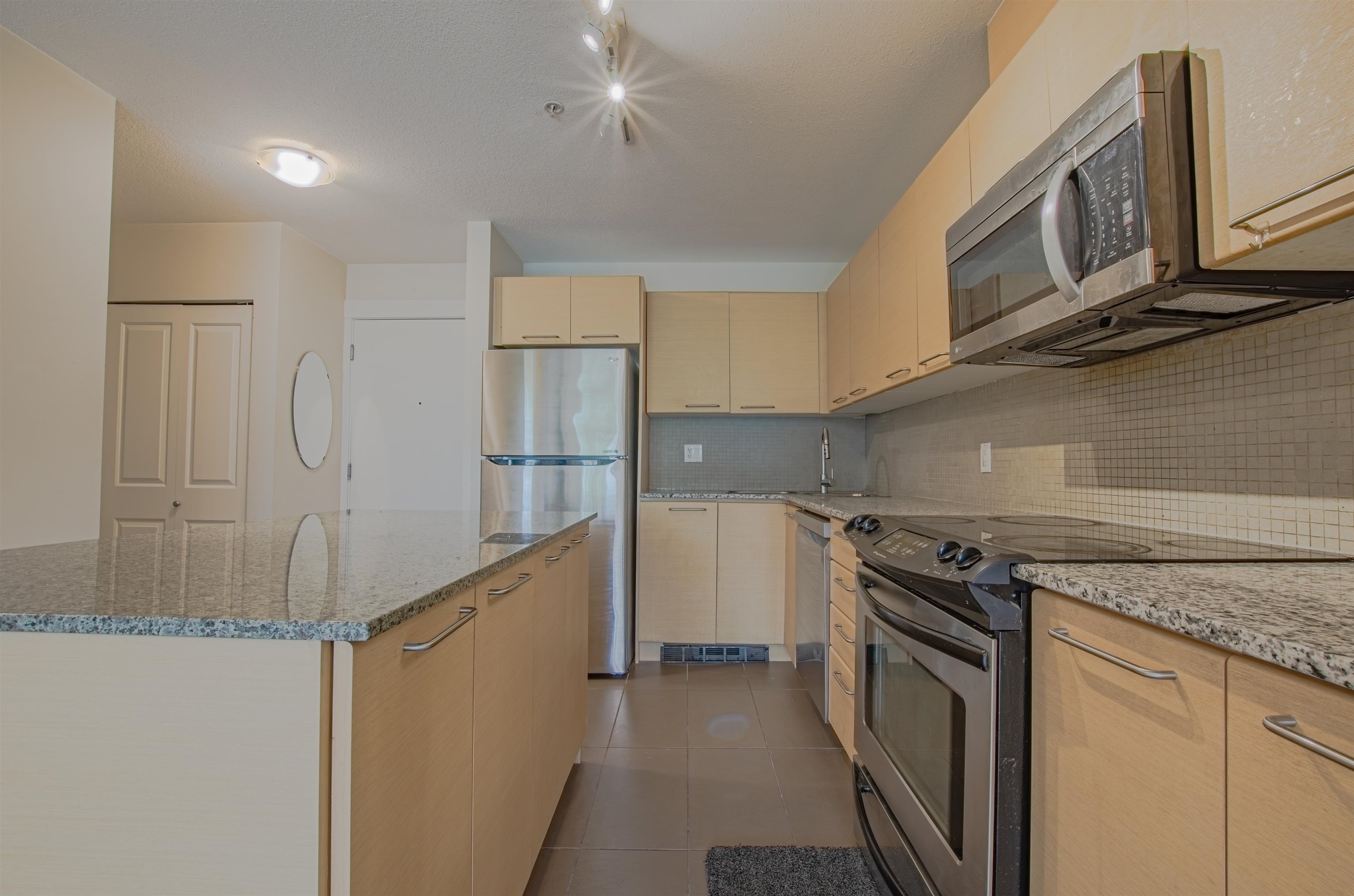 209 10822 CITY PARKWAY, R3034379, BC,