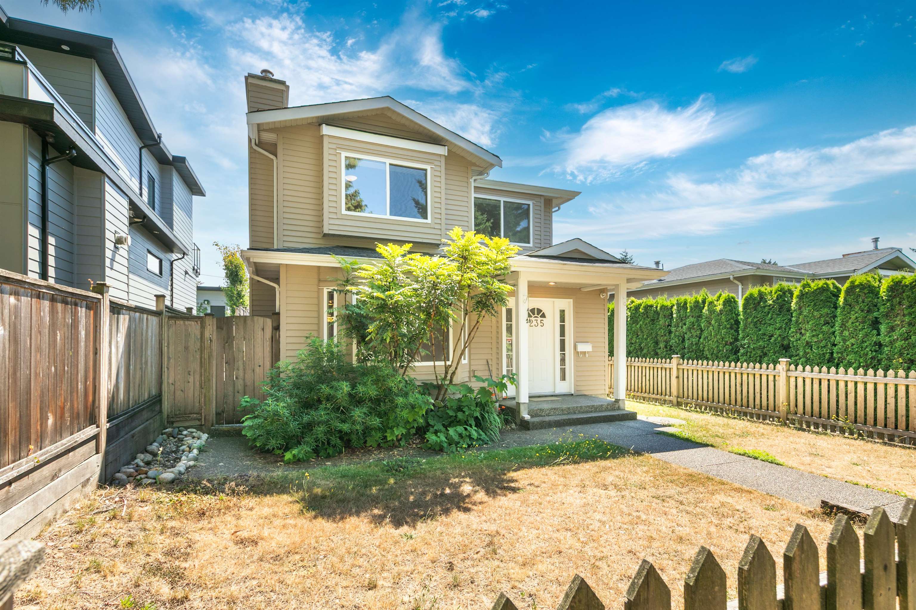 235 W 19TH STREET, North Vancouver BC V7M 1X6, R3034450, BC,