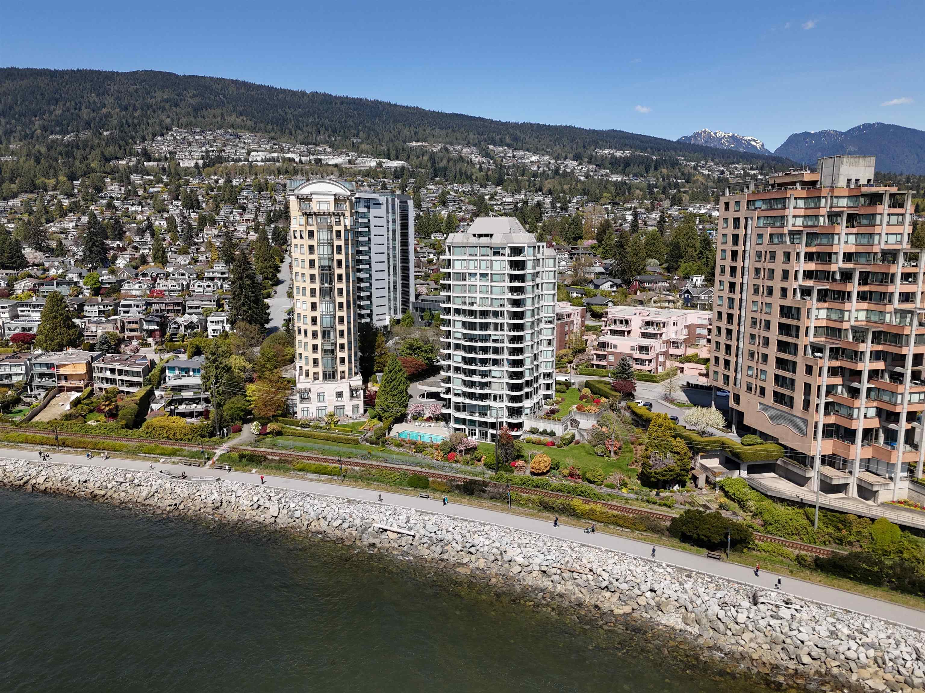 101 2280 BELLEVUE AVENUE, R3034542, BC,