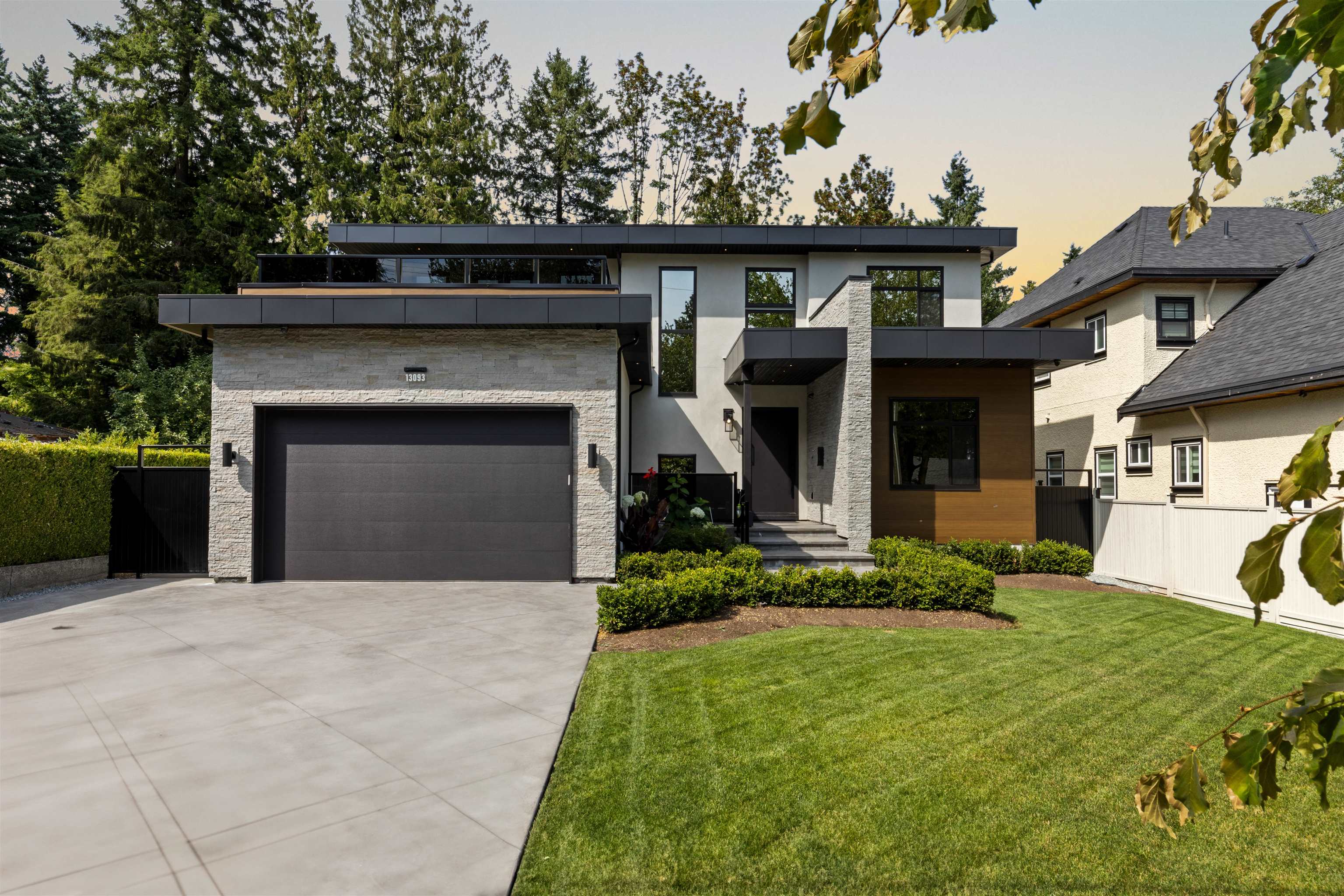 13093 98A AVENUE, Surrey BC V3T 1C5, R3034686, BC,