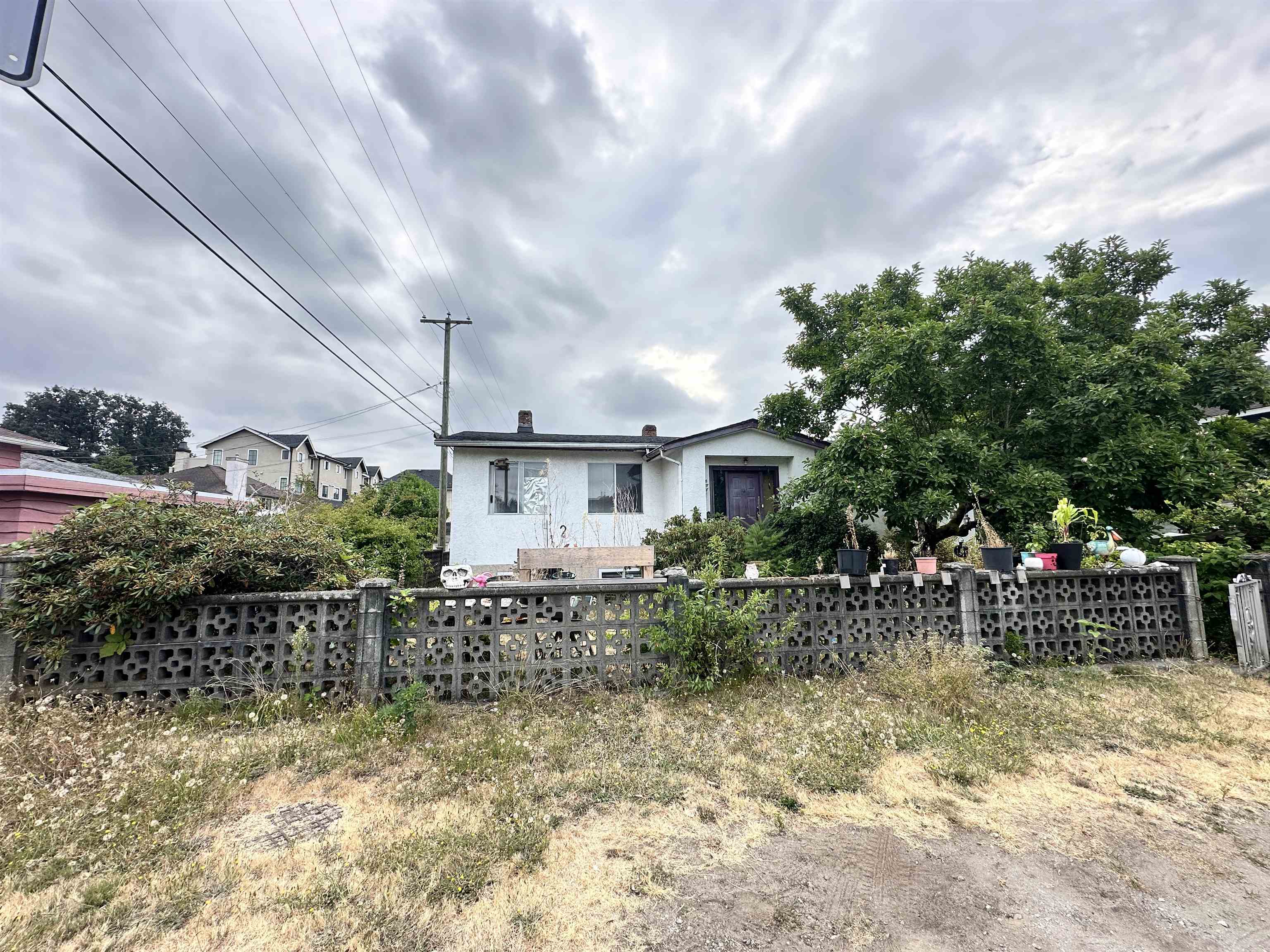 7830 YUKON STREET, Vancouver BC V5X 2Y5, R3034704, BC,