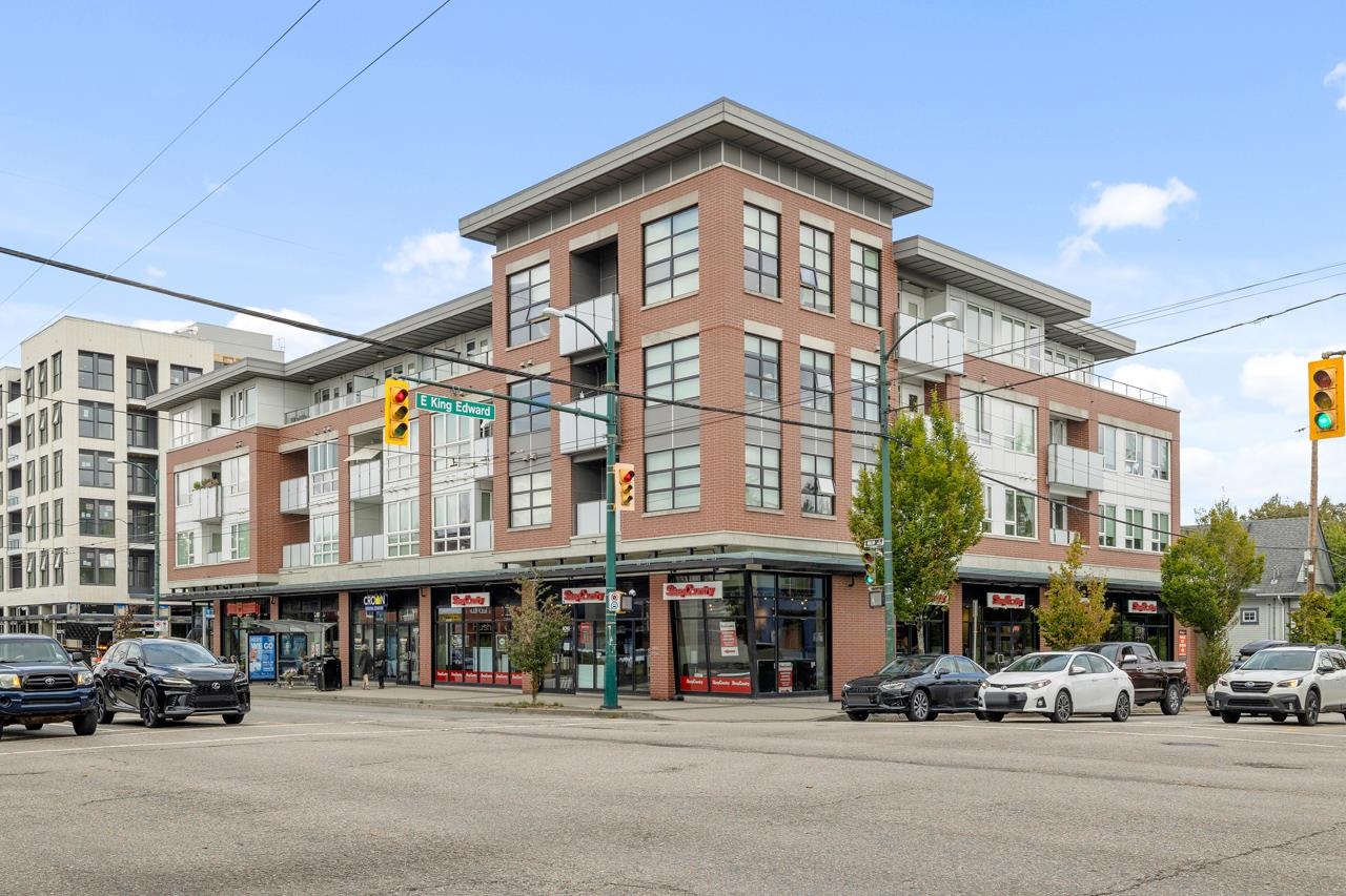 302 202 24TH AVENUE, R3034714, BC,