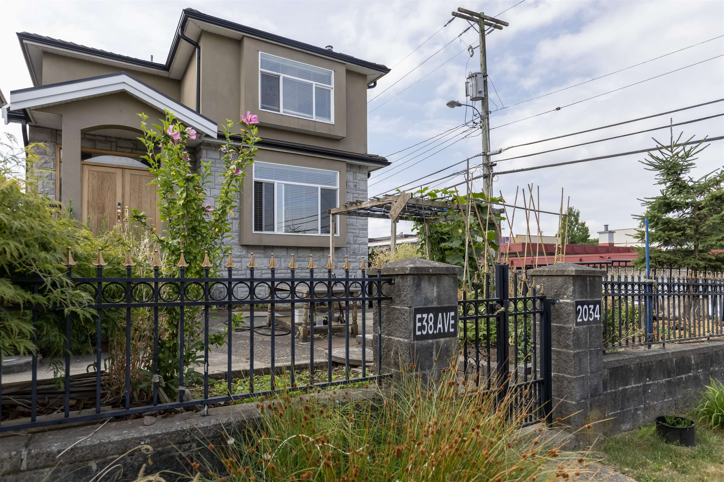 2034 E 38TH AVENUE, Vancouver BC V5P 1G8, R3034720, BC,