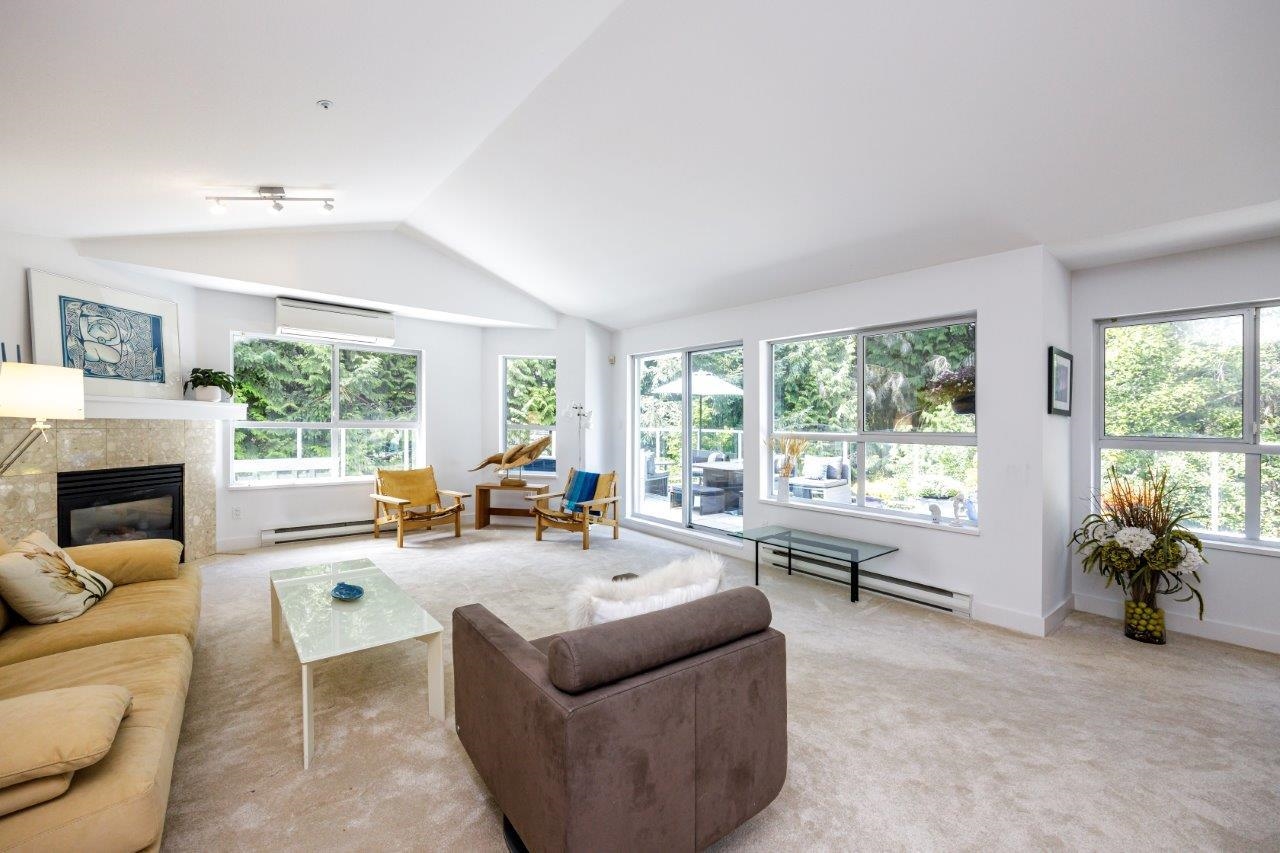 401 1283 PARKGATE AVENUE, R3034739, BC,