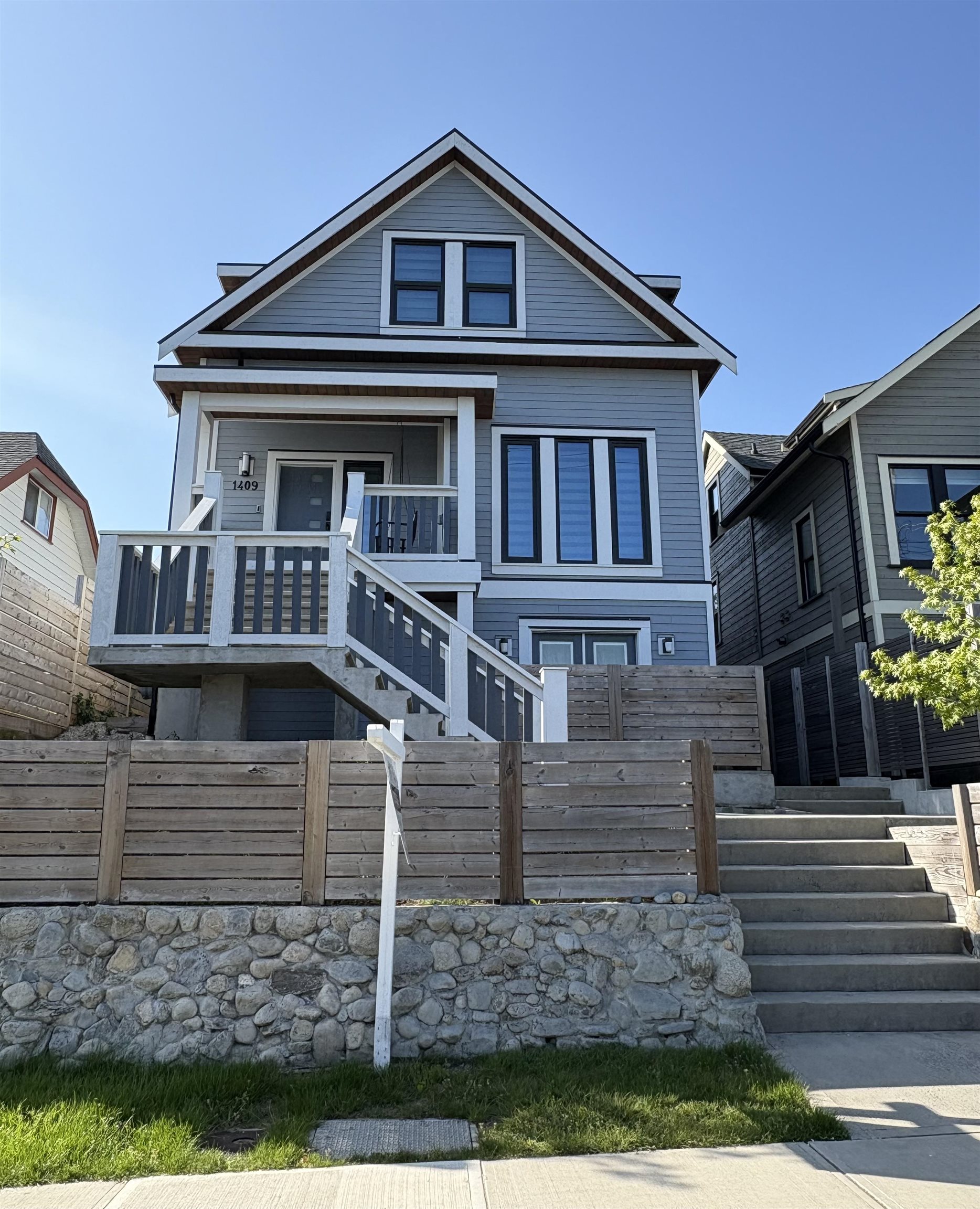 1409 SIXTH AVENUE, New Westminster BC V3M 2C5, R3034824, BC,
