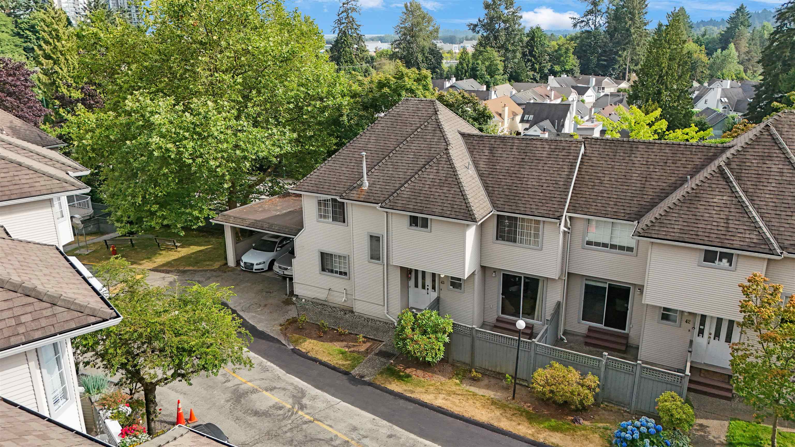 43 1216 JOHNSON STREET, R3034958, BC,