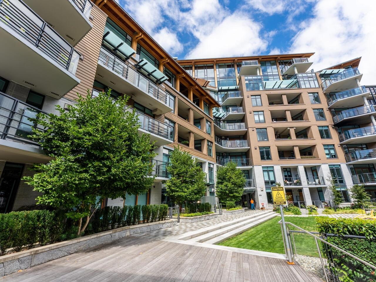 405 6687 NELSON AVENUE, R3035379, BC,