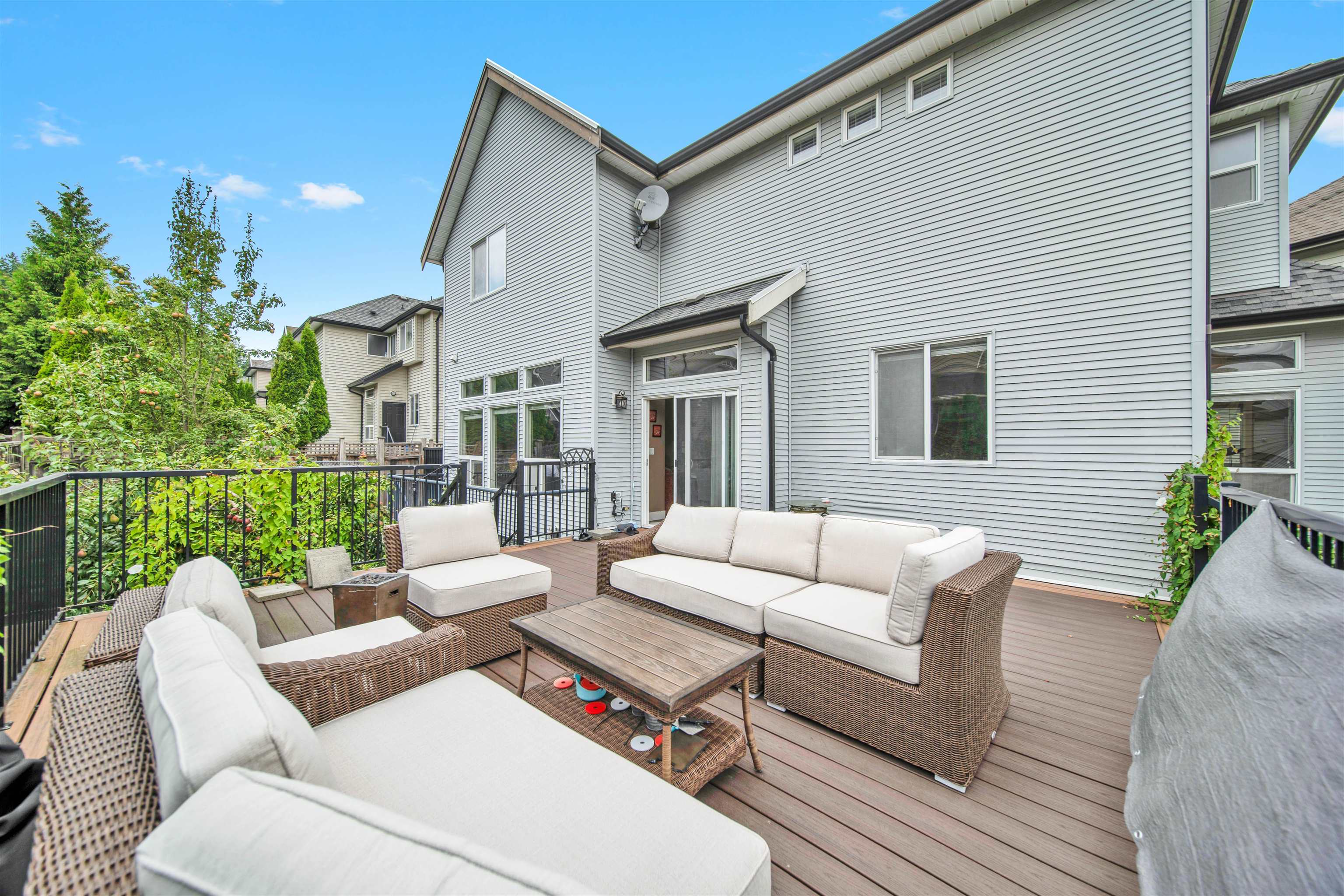 15072 61B AVENUE, Surrey BC V3S 5L7, R3035402, BC,