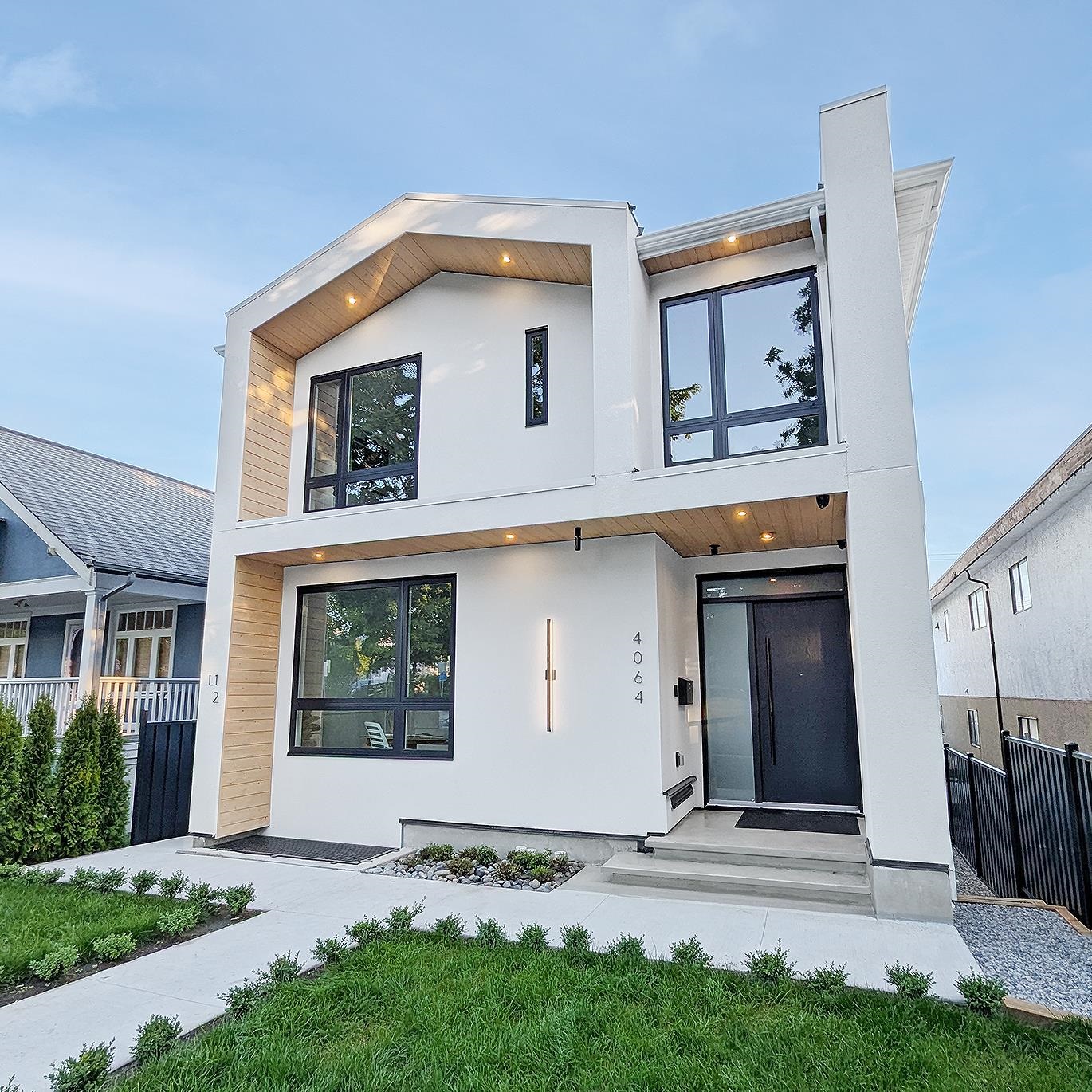 4064 PENDER STREET, Burnaby BC V5C 2L8, R3035405, BC,