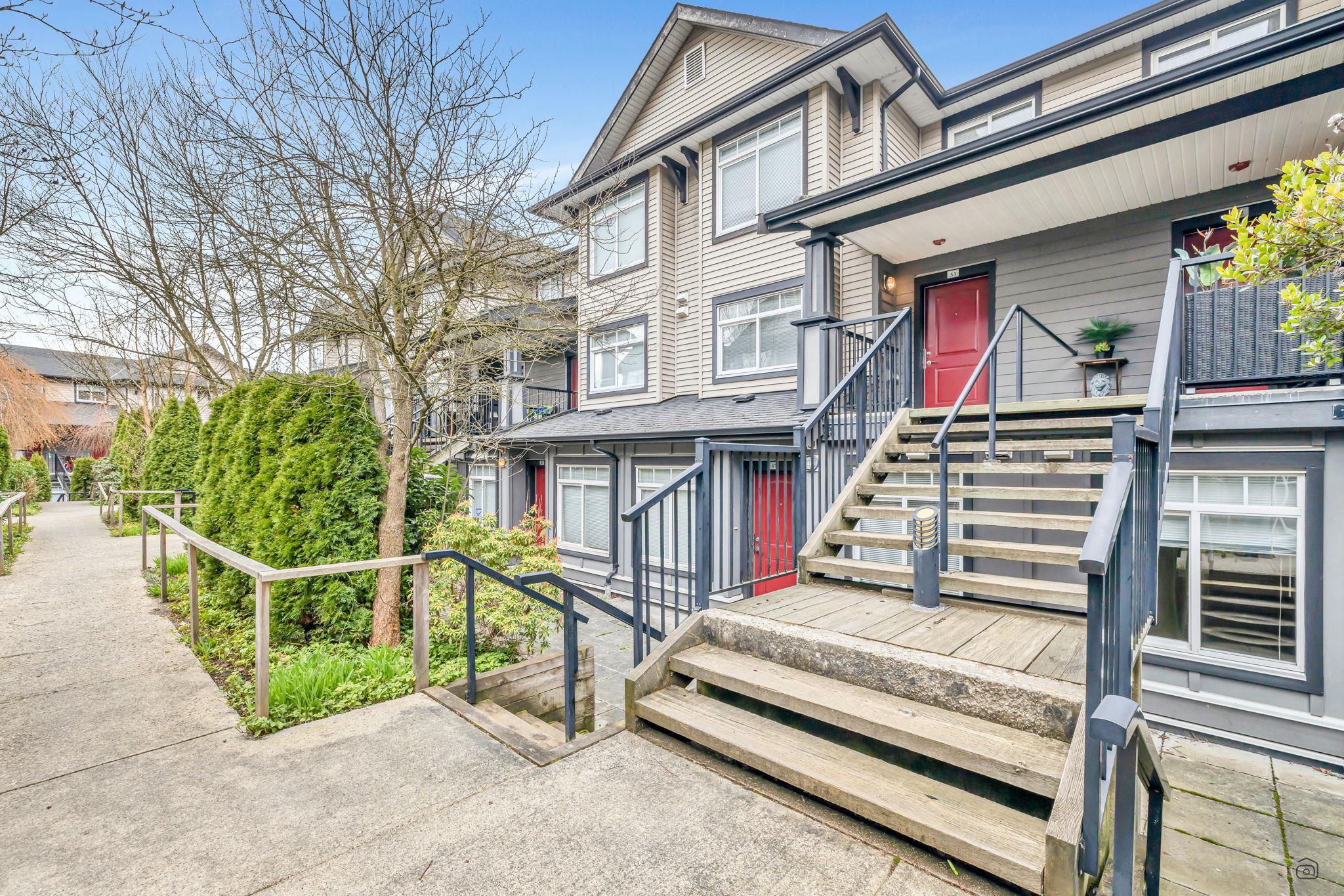 53 7428 14TH AVENUE, R3035414, BC,