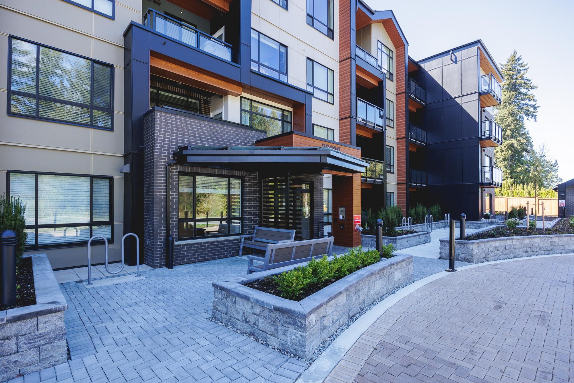 406 32690 14TH AVENUE, R3035543, BC,