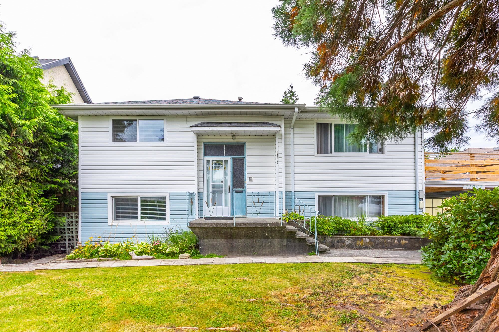 12069 97 AVENUE, Surrey BC V3V 2C7, R3035636, BC,
