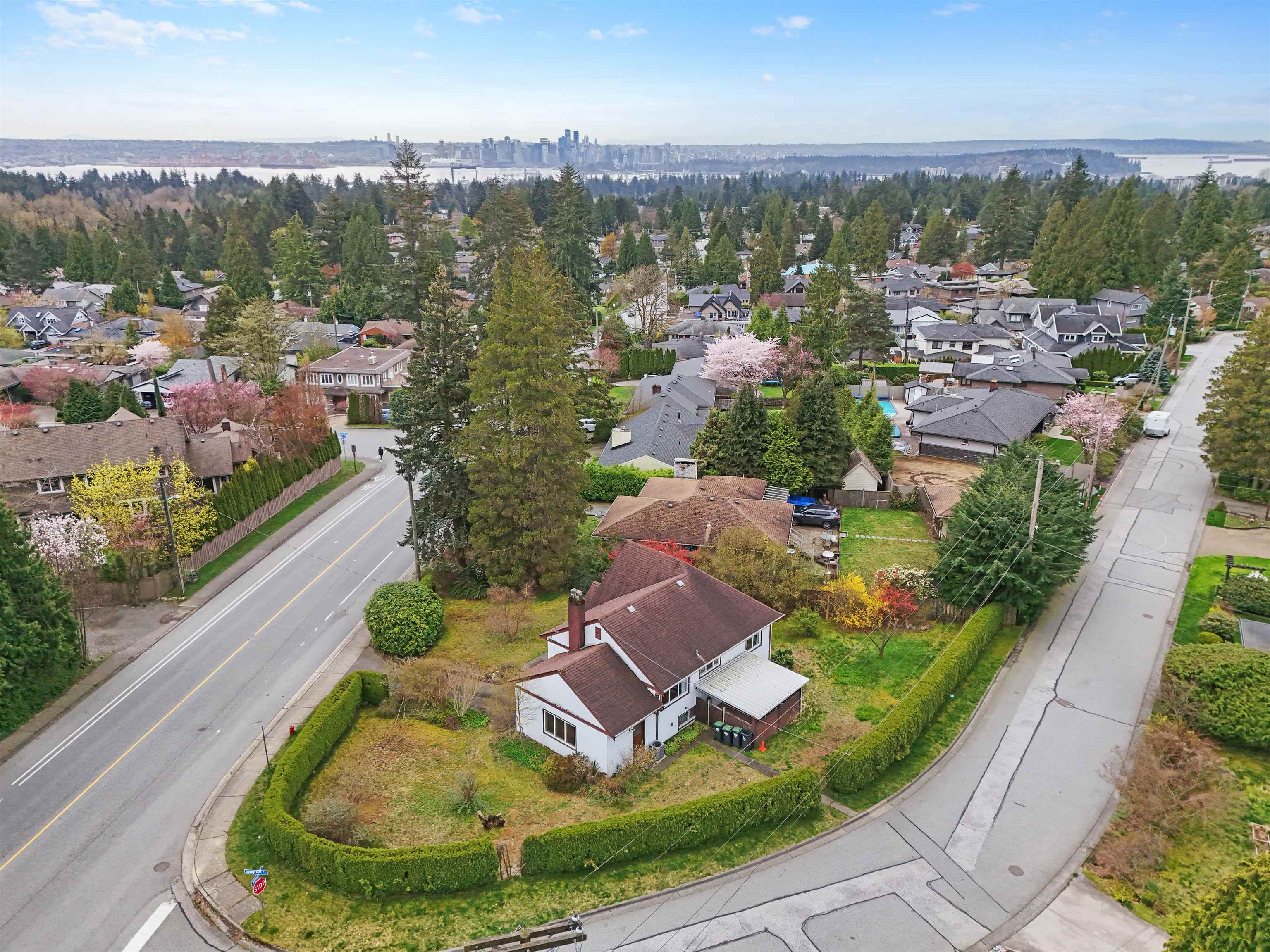 3975 HIGHLAND BOULEVARD, North Vancouver BC V7R 2Y7, R3035665, BC,