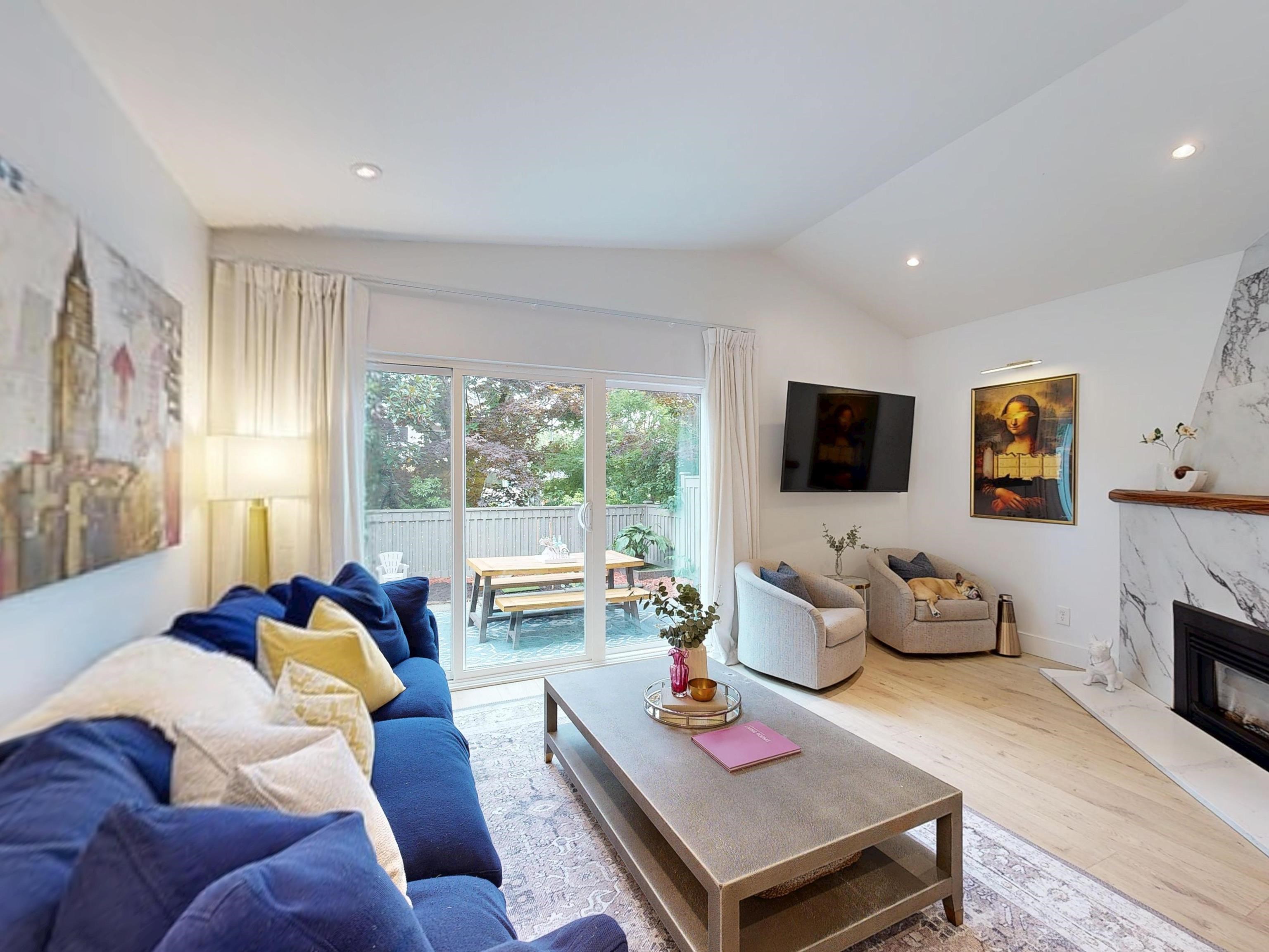 2409 W 5TH AVENUE, Vancouver BC V6K 1S7, R3035693, BC,