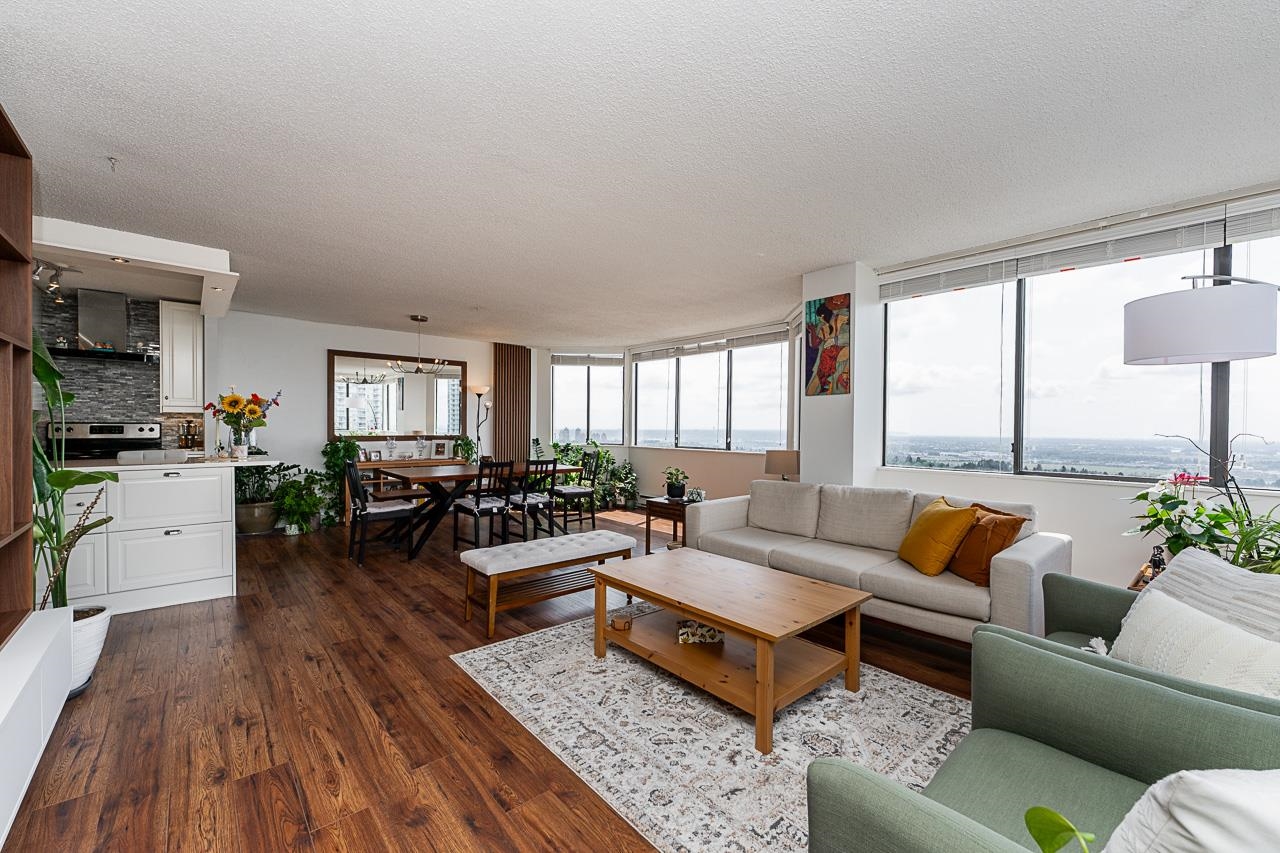2505 6540 BURLINGTON AVENUE, R3035723, BC,
