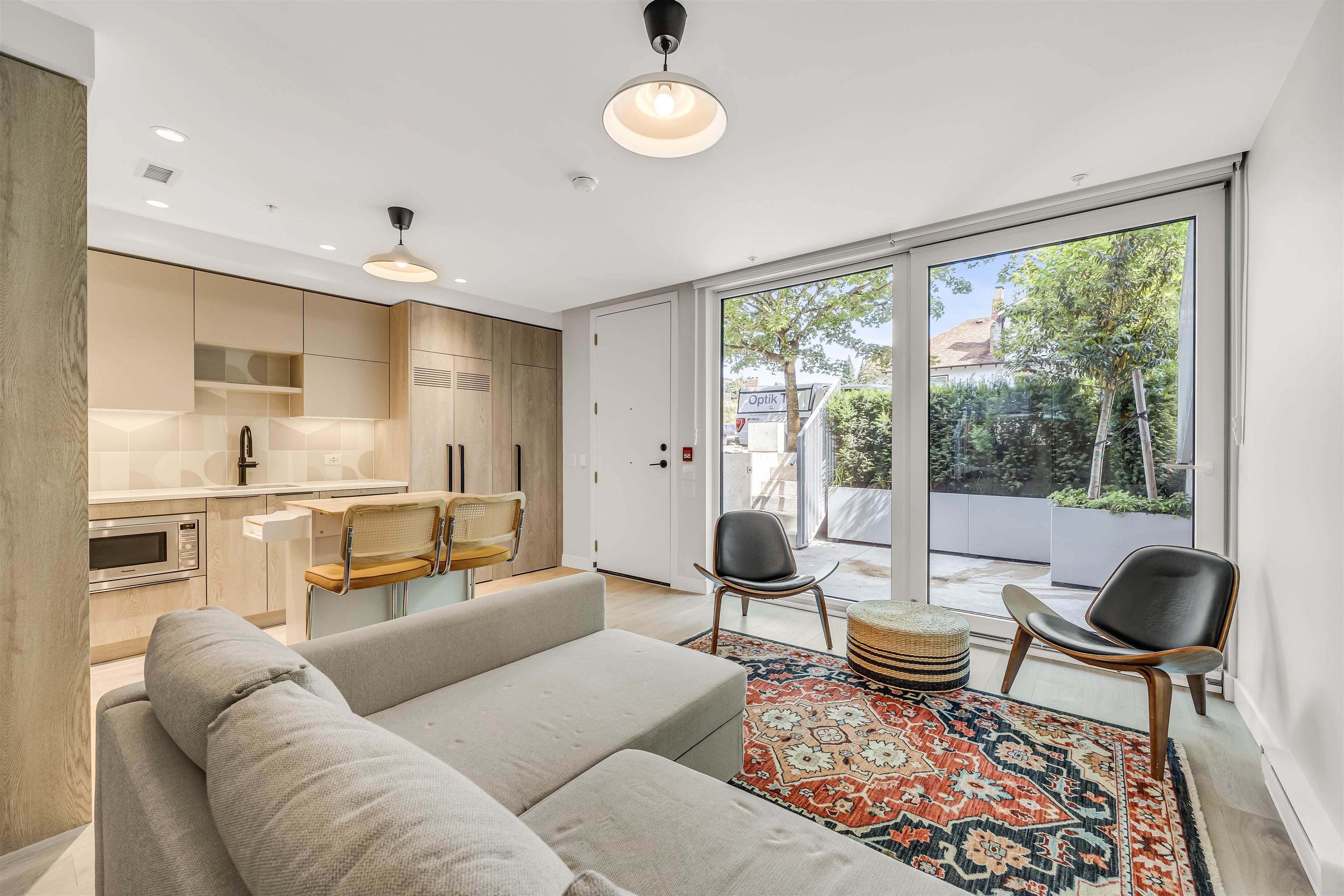 308 E 15TH AVENUE, Vancouver BC V5T 2R1, R3035768, BC,