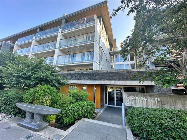 414 221 3RD STREET, R3035775, BC,