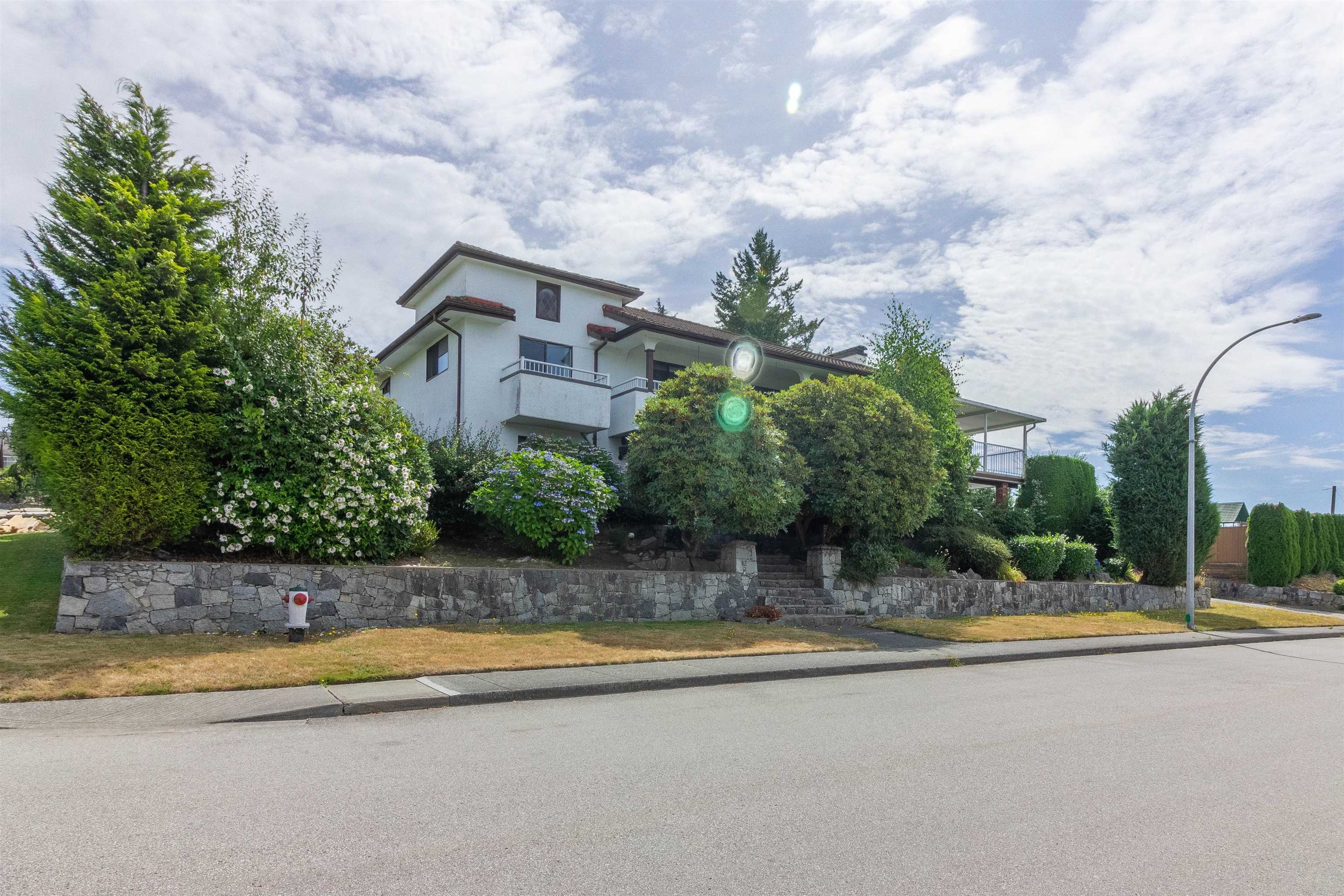1450 HOWARD AVENUE, Burnaby BC V5B 3S3, R3035782, BC,