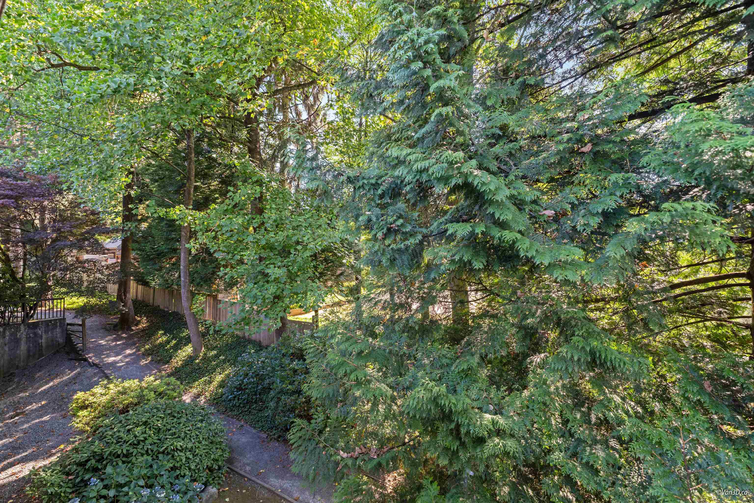 403 9867 MANCHESTER DRIVE, R3035820, BC,