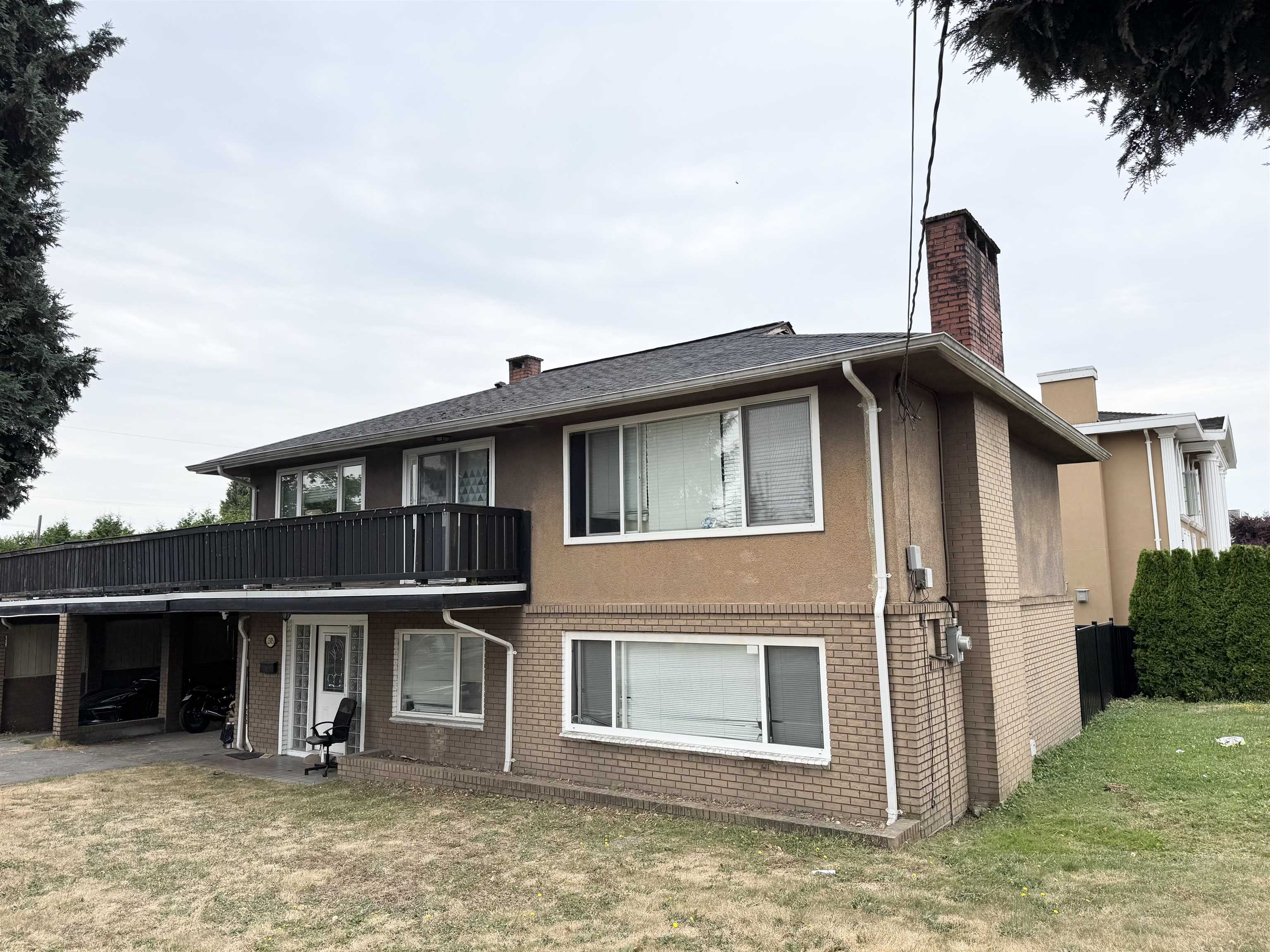 1305 KENSINGTON AVENUE, Burnaby BC V5B 4C2, R3035843, BC,