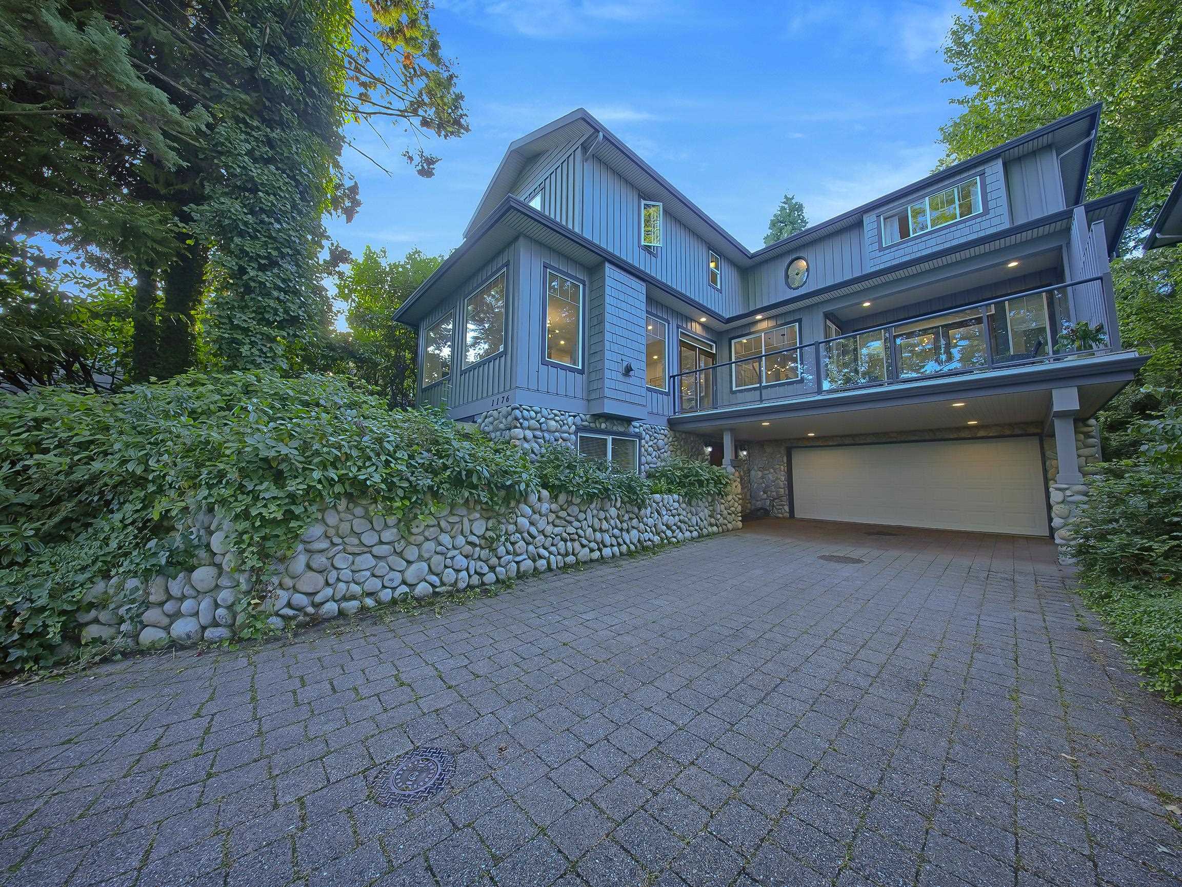 1176 W 17TH STREET, North Vancouver BC V7P 1W2, R3035972, BC,