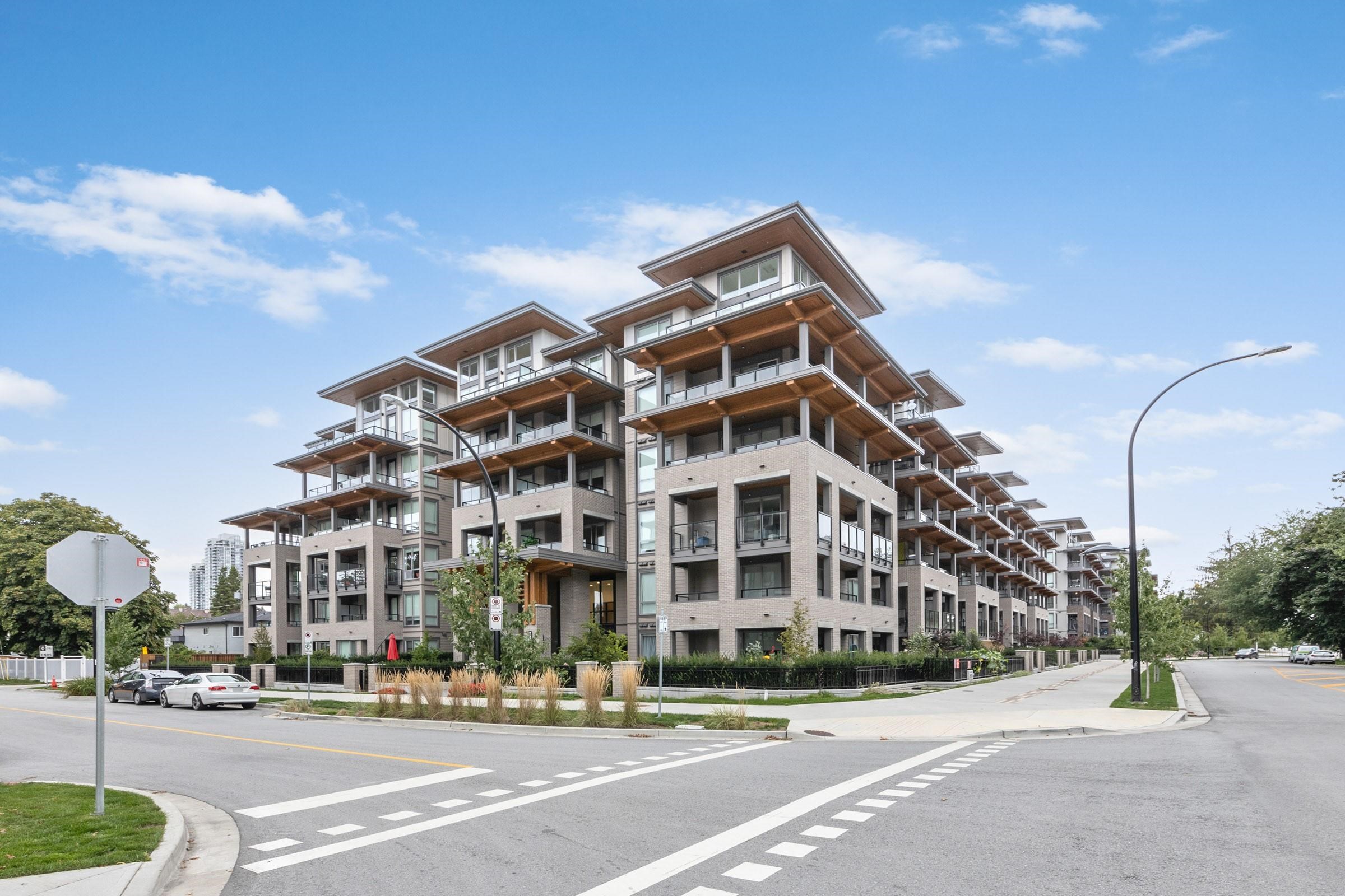 522 7588 16TH STREET, R3035985, BC,