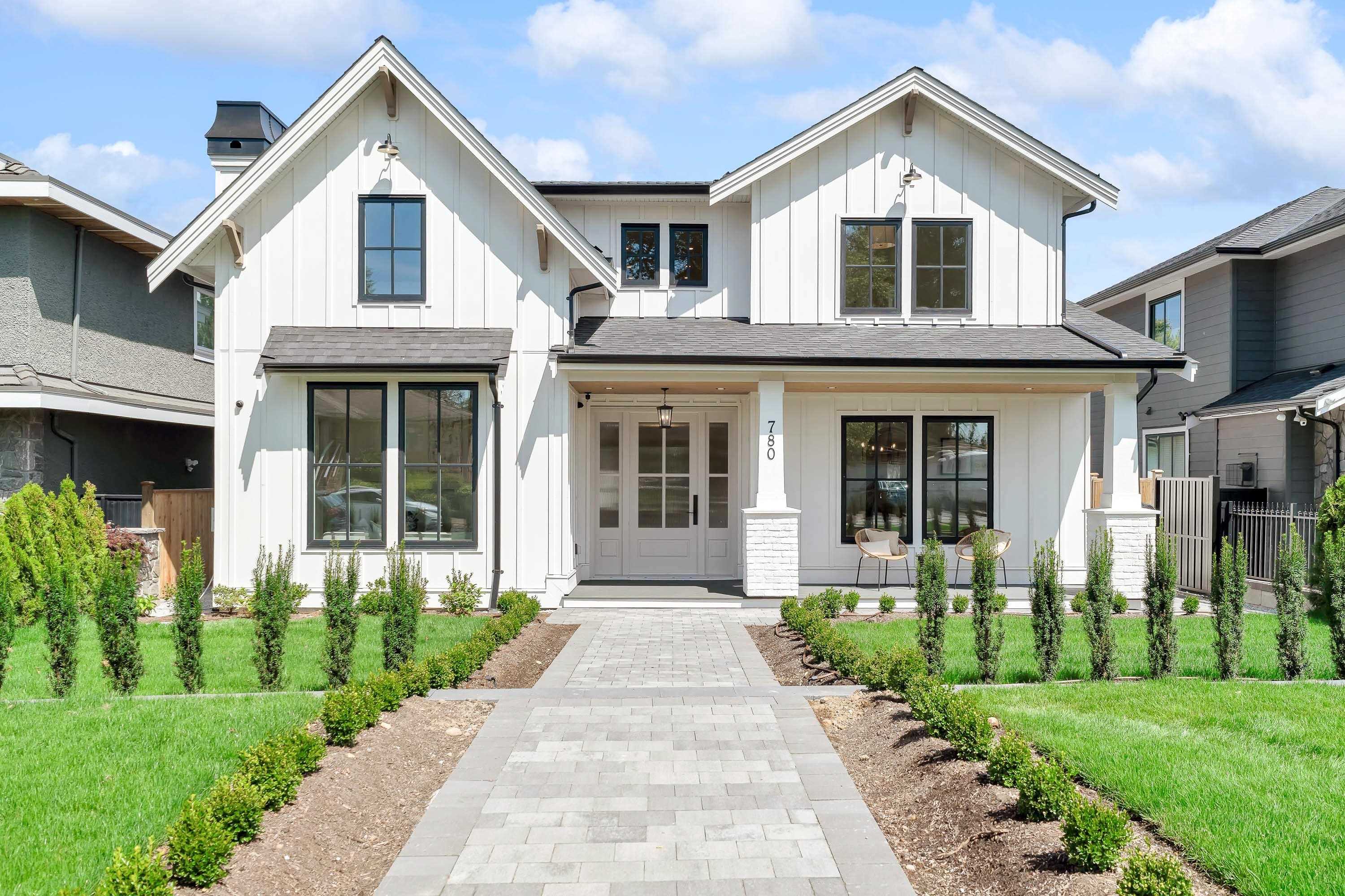 780 E 10TH STREET, North Vancouver BC V7L 2G1, R3036044, BC,