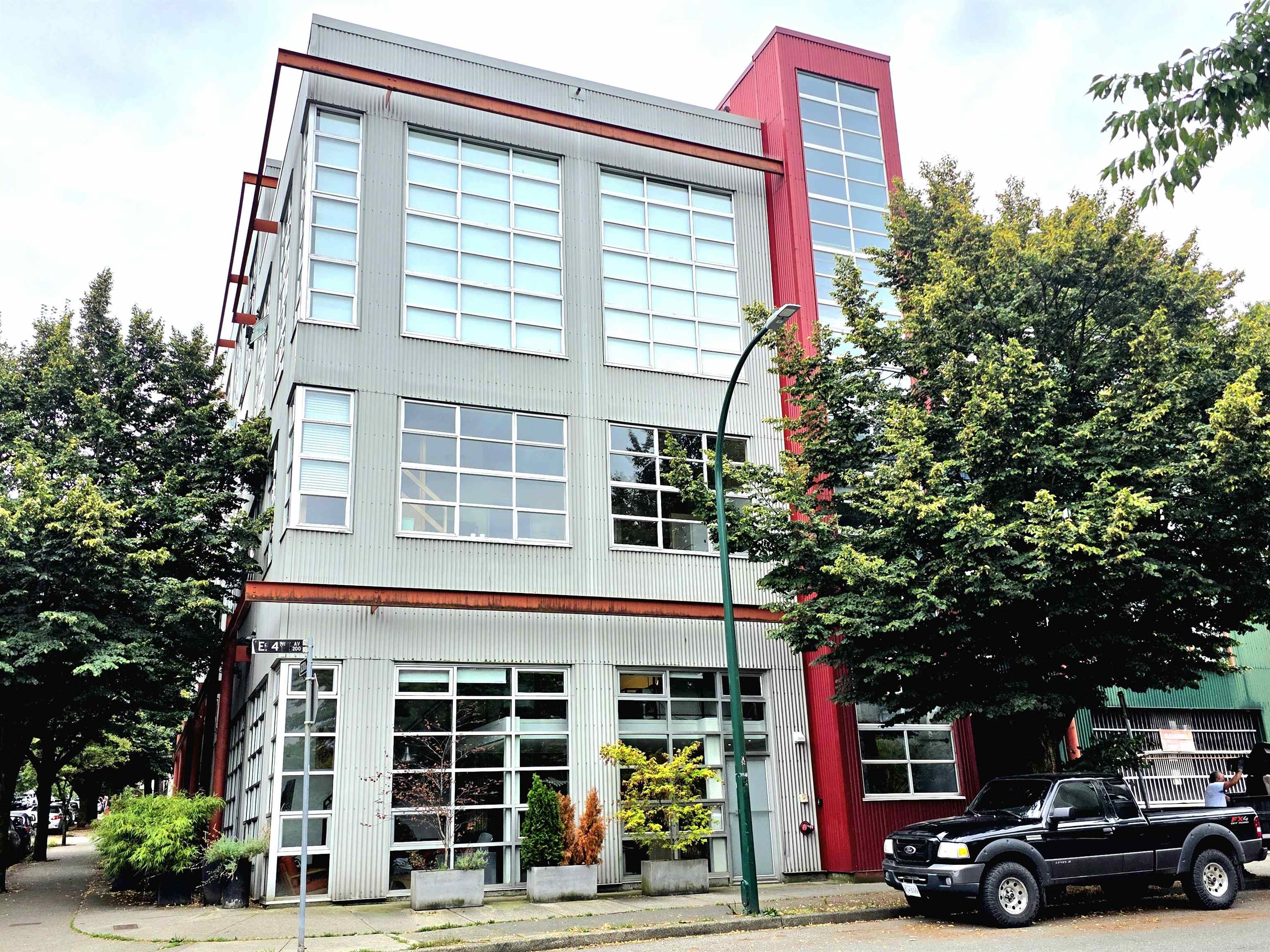 201 272 4TH AVENUE, R3036077, BC,