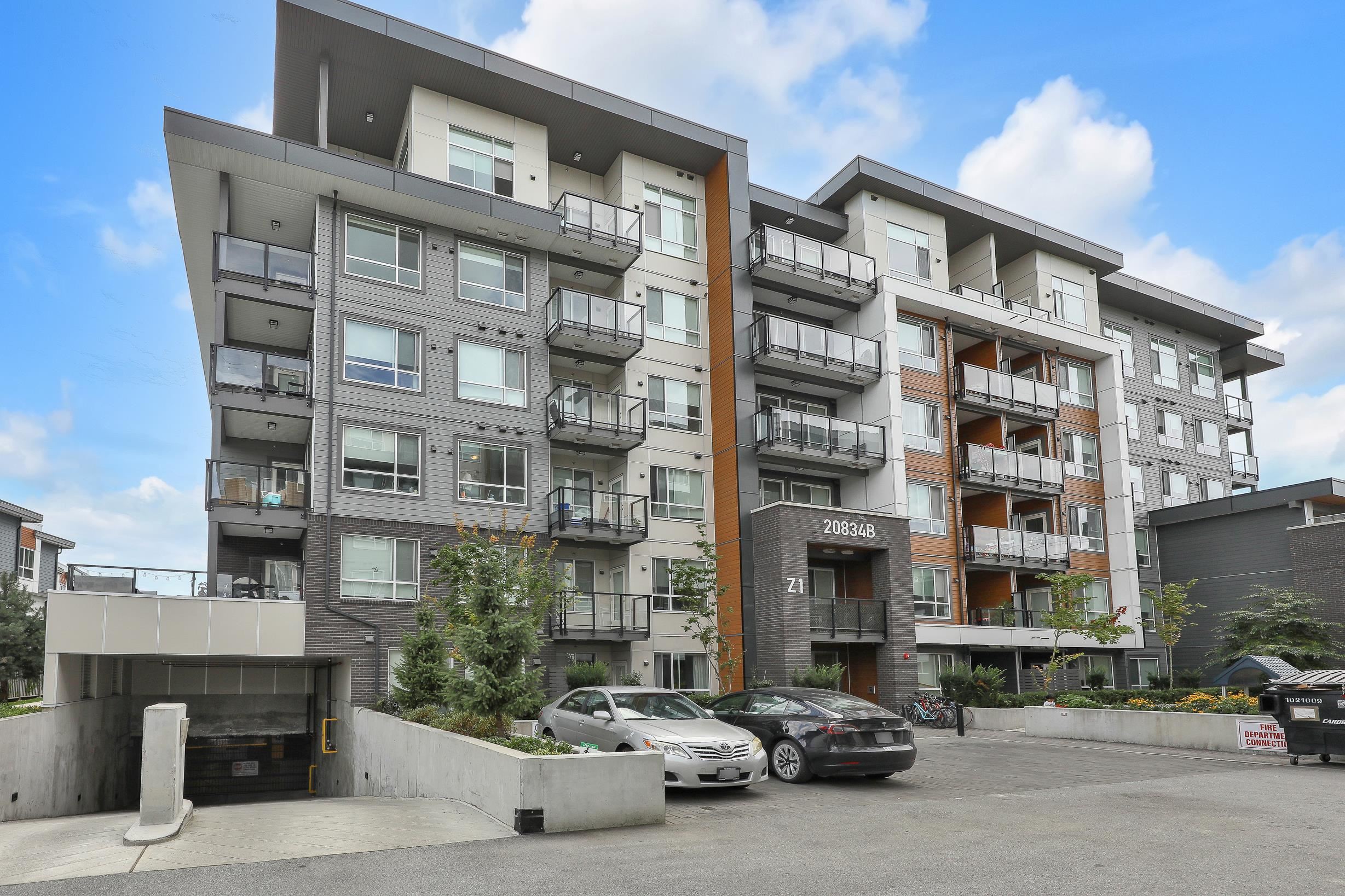 B508 20834 80 AVENUE, R3036143, BC,