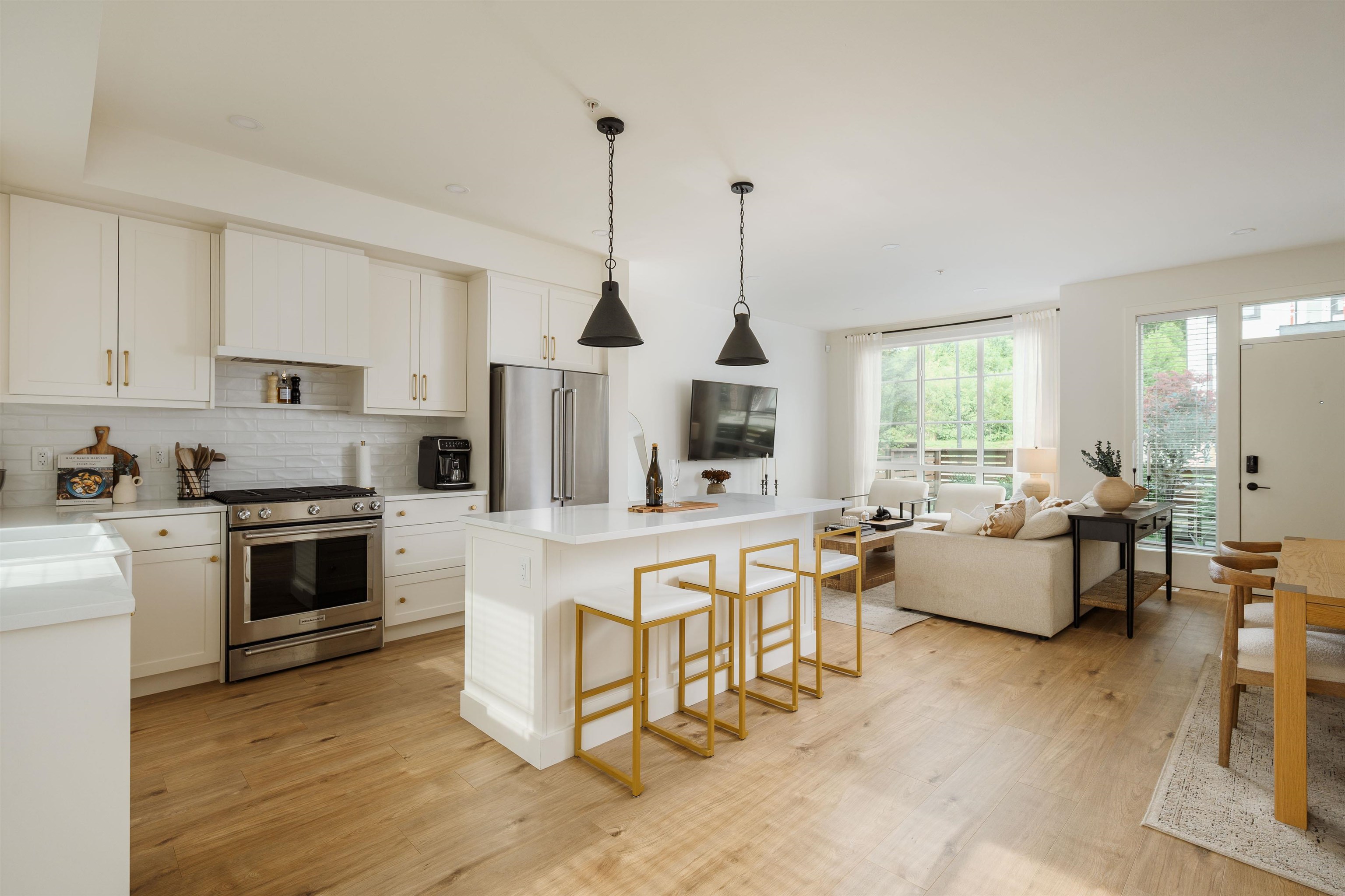 10 23183 136 AVENUE, R3036374, BC,