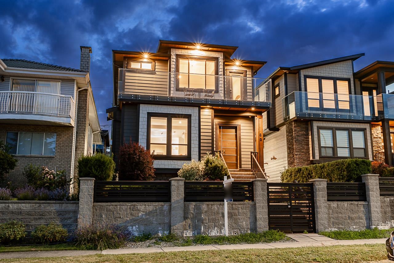 89 WARWICK AVENUE, Burnaby BC V5B 3X2, R3036430, BC,