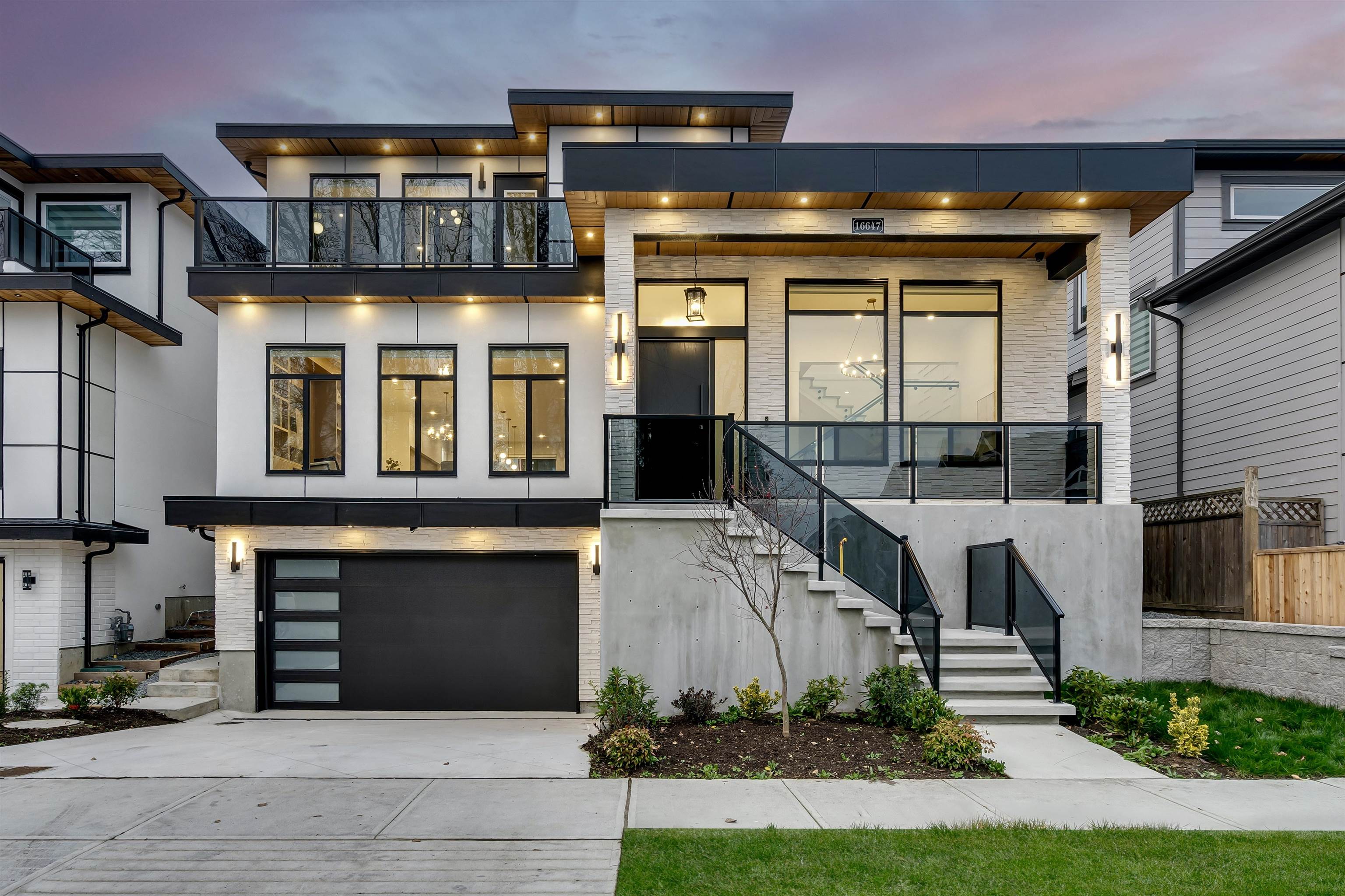 16647 18 AVENUE, Surrey BC V3Z 9X5, R3036489, BC,