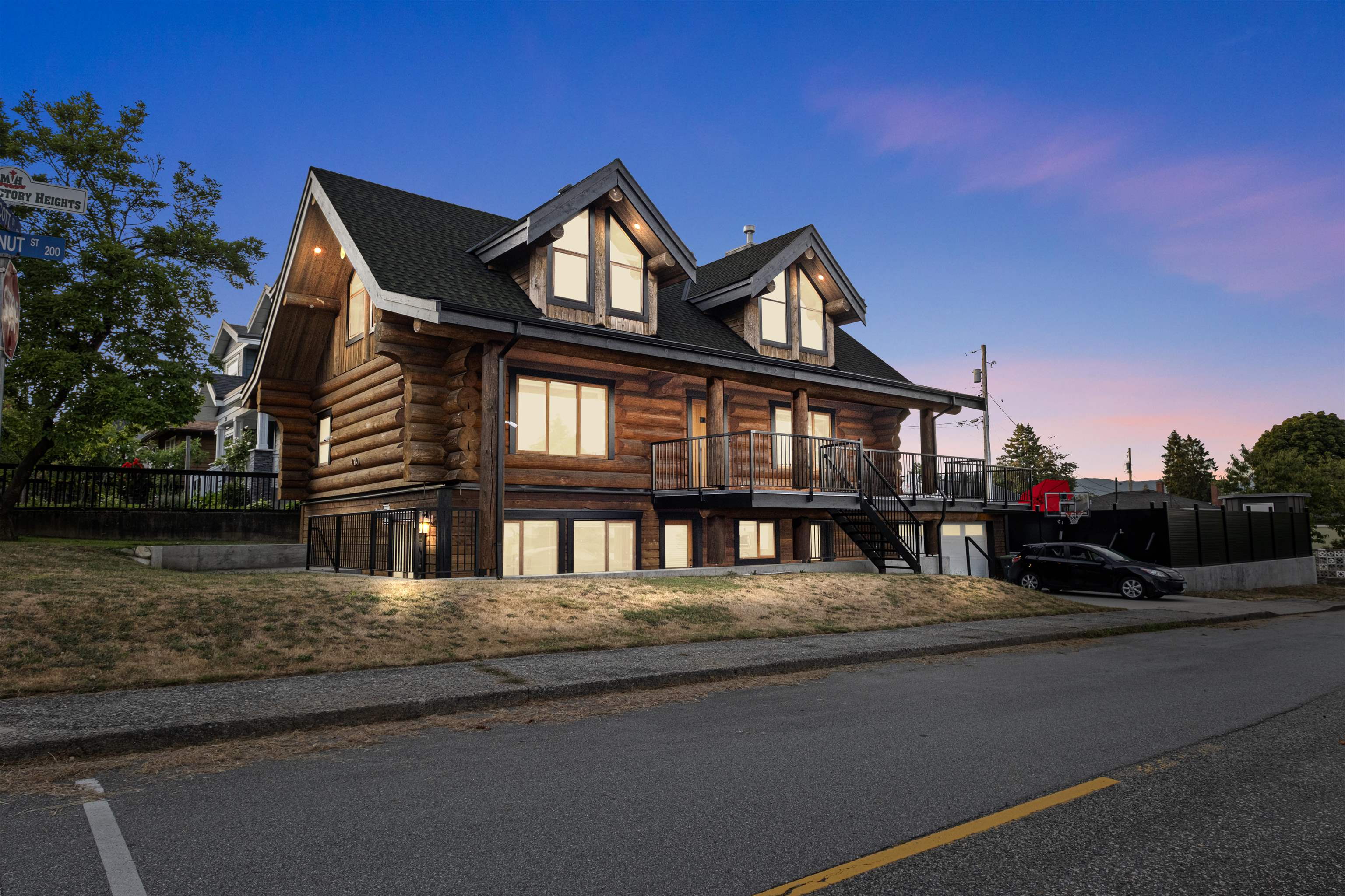 819 SCOTT STREET, New Westminster BC V3L 4V1, R3036631, BC,