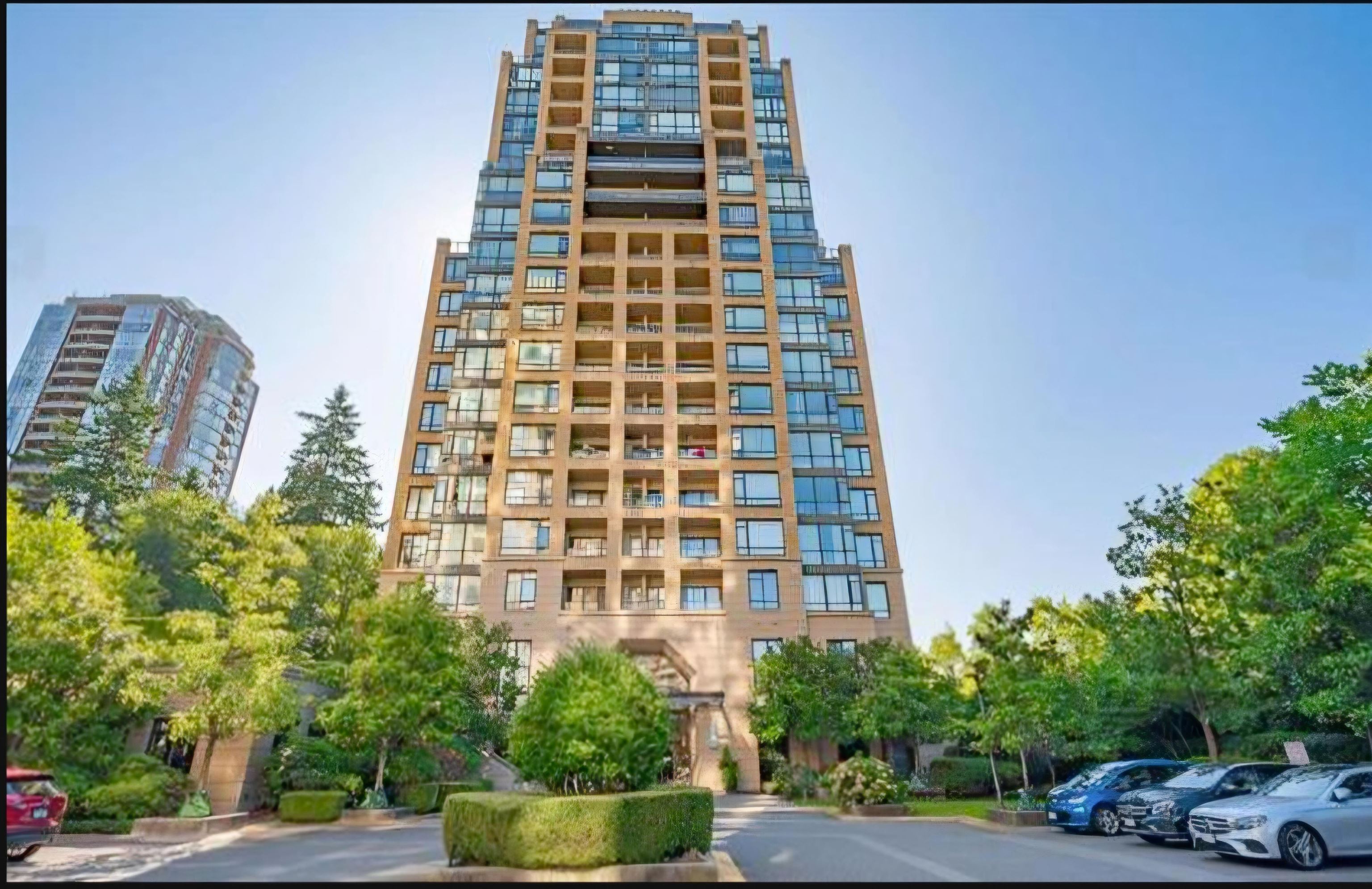 1404 7388 SANDBORNE AVENUE, R3036647, BC,