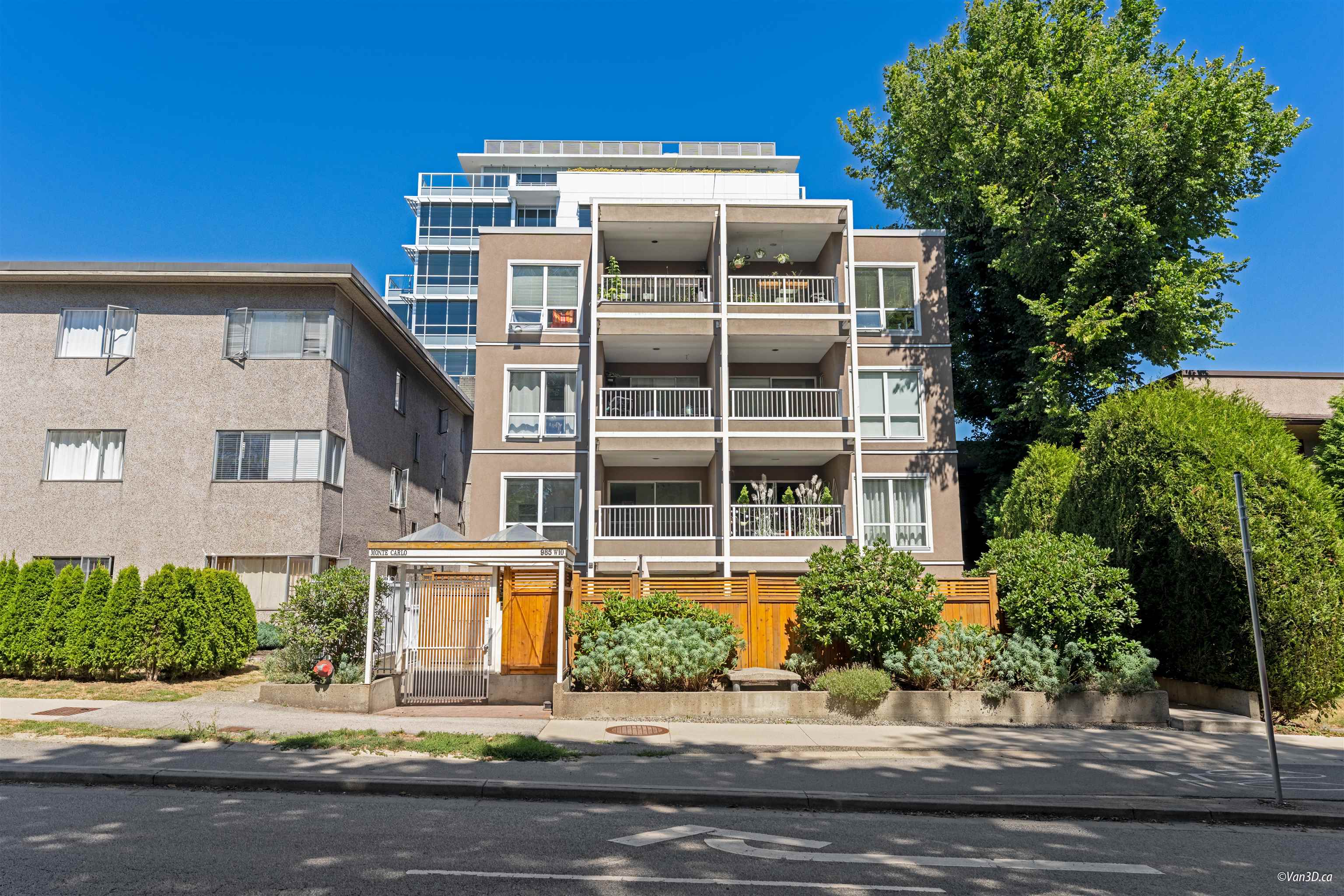 201 985 10TH AVENUE, R3036667, BC,