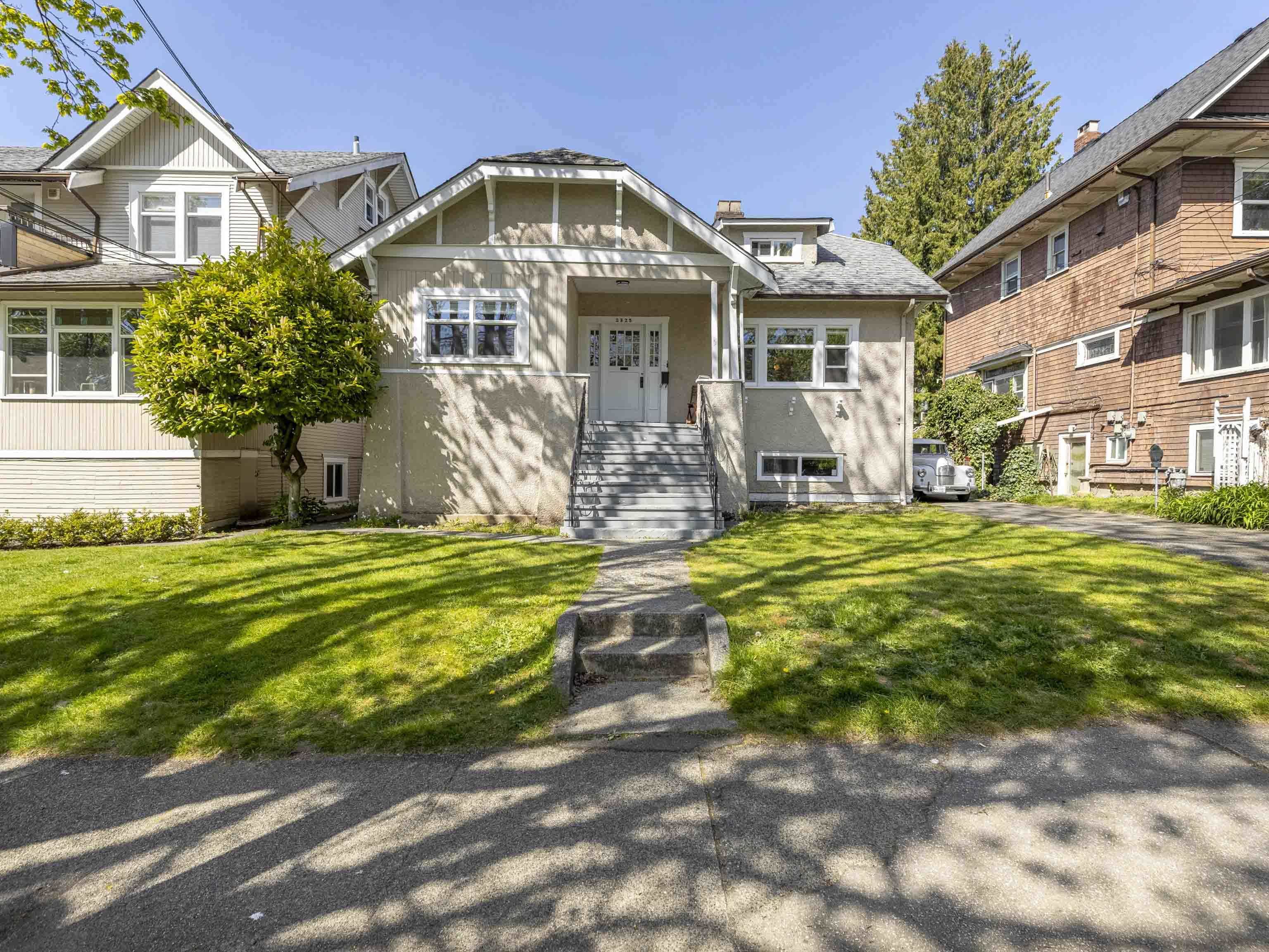 2325 W 8TH AVENUE, Vancouver BC V6K 2A8, R3036727, BC,