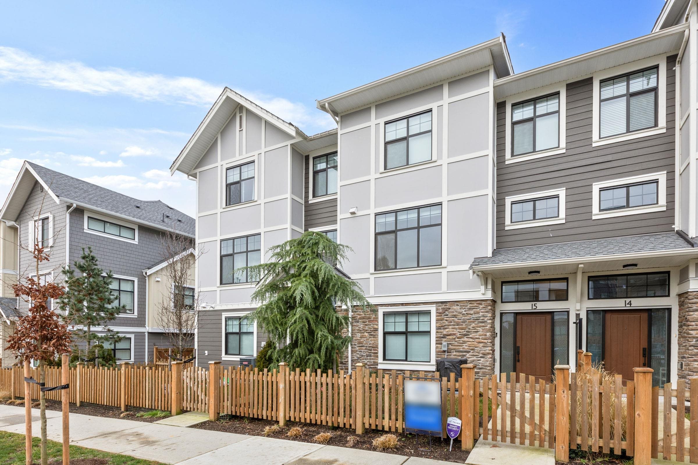 15 20327 72B AVENUE, R3036751, BC,