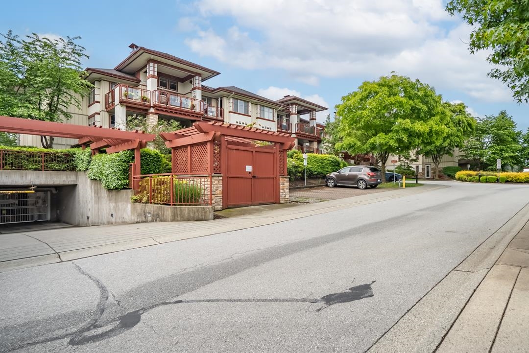 204 16421 64 AVENUE, R3036799, BC,