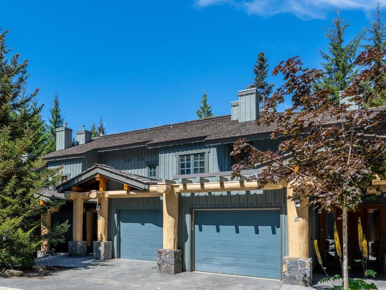 4 2240 NORDIC DRIVE, R3036899, BC,