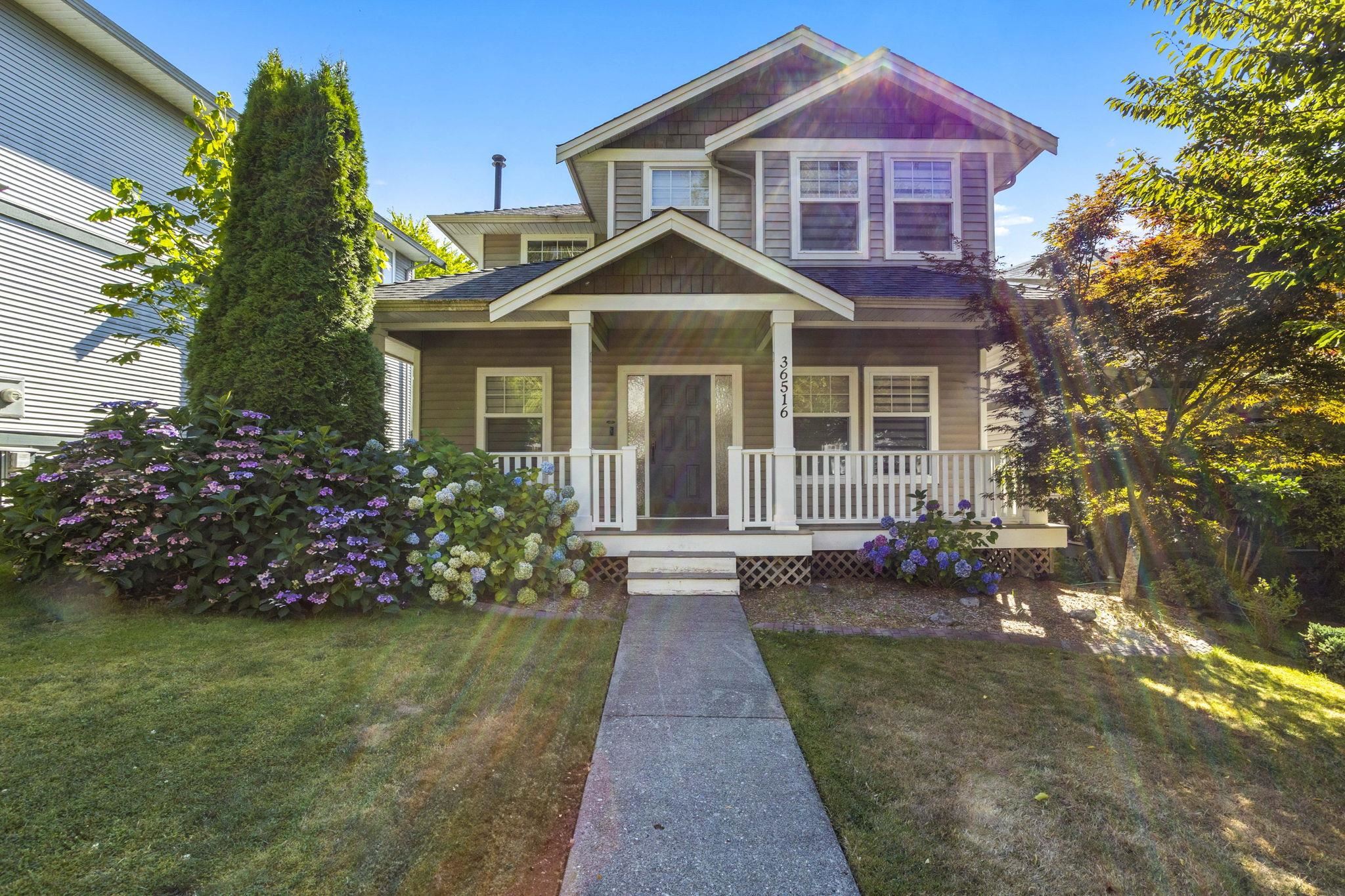 36516 LESTER PEARSON WAY, Abbotsford BC V3G 3C5, R3036952, BC,