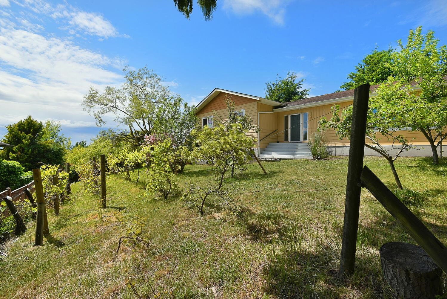 6335 NORWEST BAY ROAD, Sechelt BC V7Z 0M5, R3037172, BC,