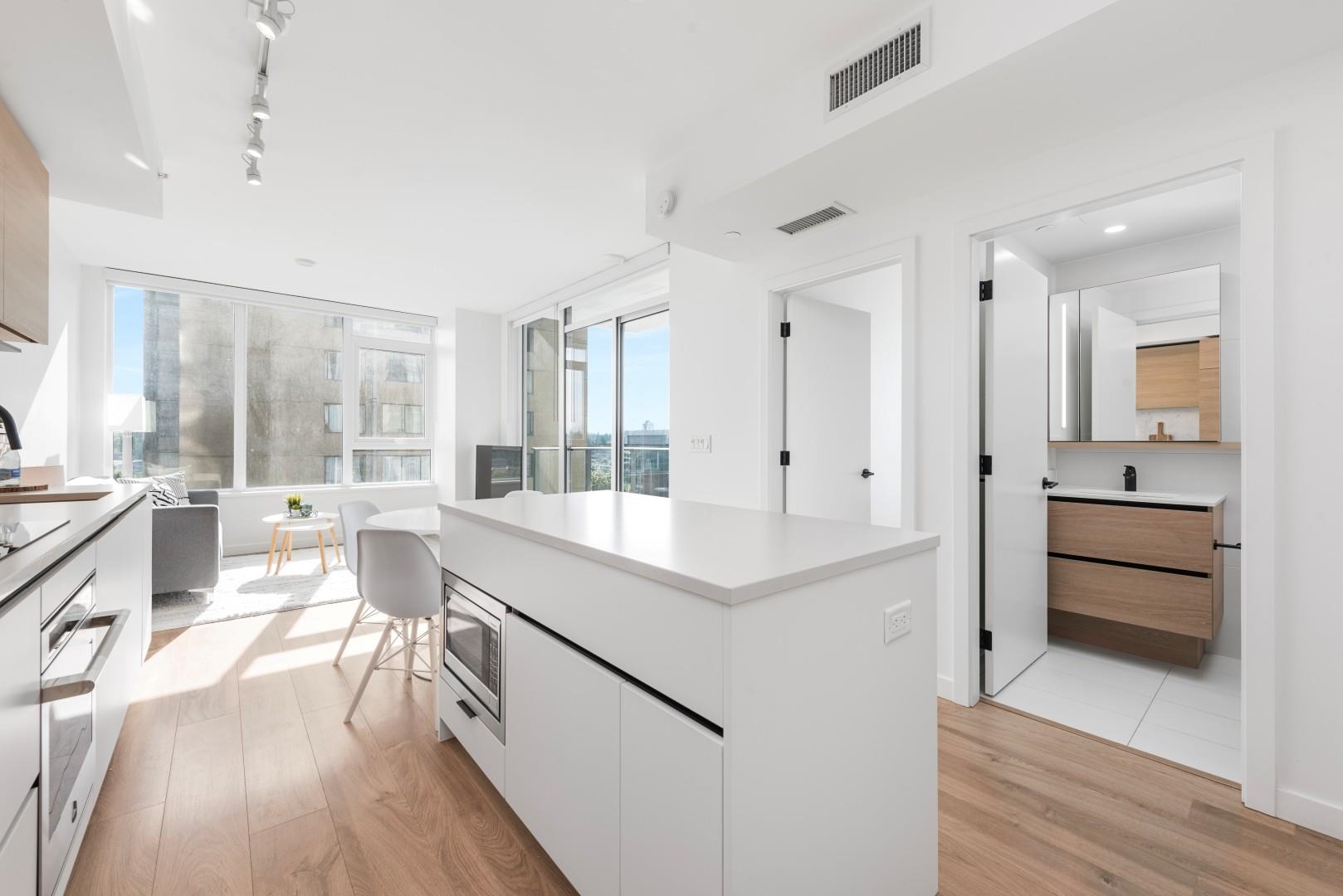 1108 10448 UNIVERSITY DRIVE, R3037384, BC,