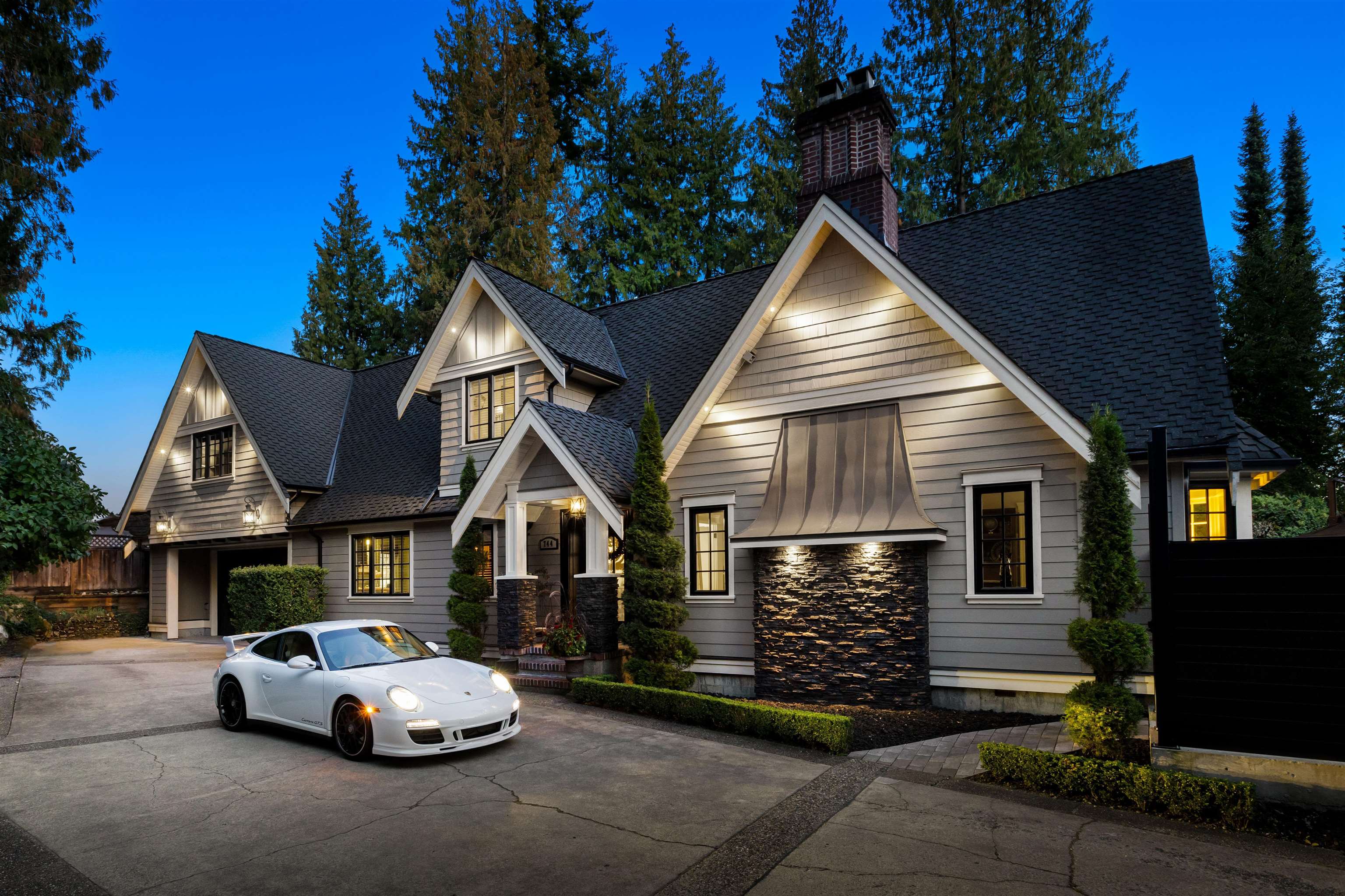 744 AUSTIN AVENUE, Coquitlam BC V3K 3N1, R3037418, BC,