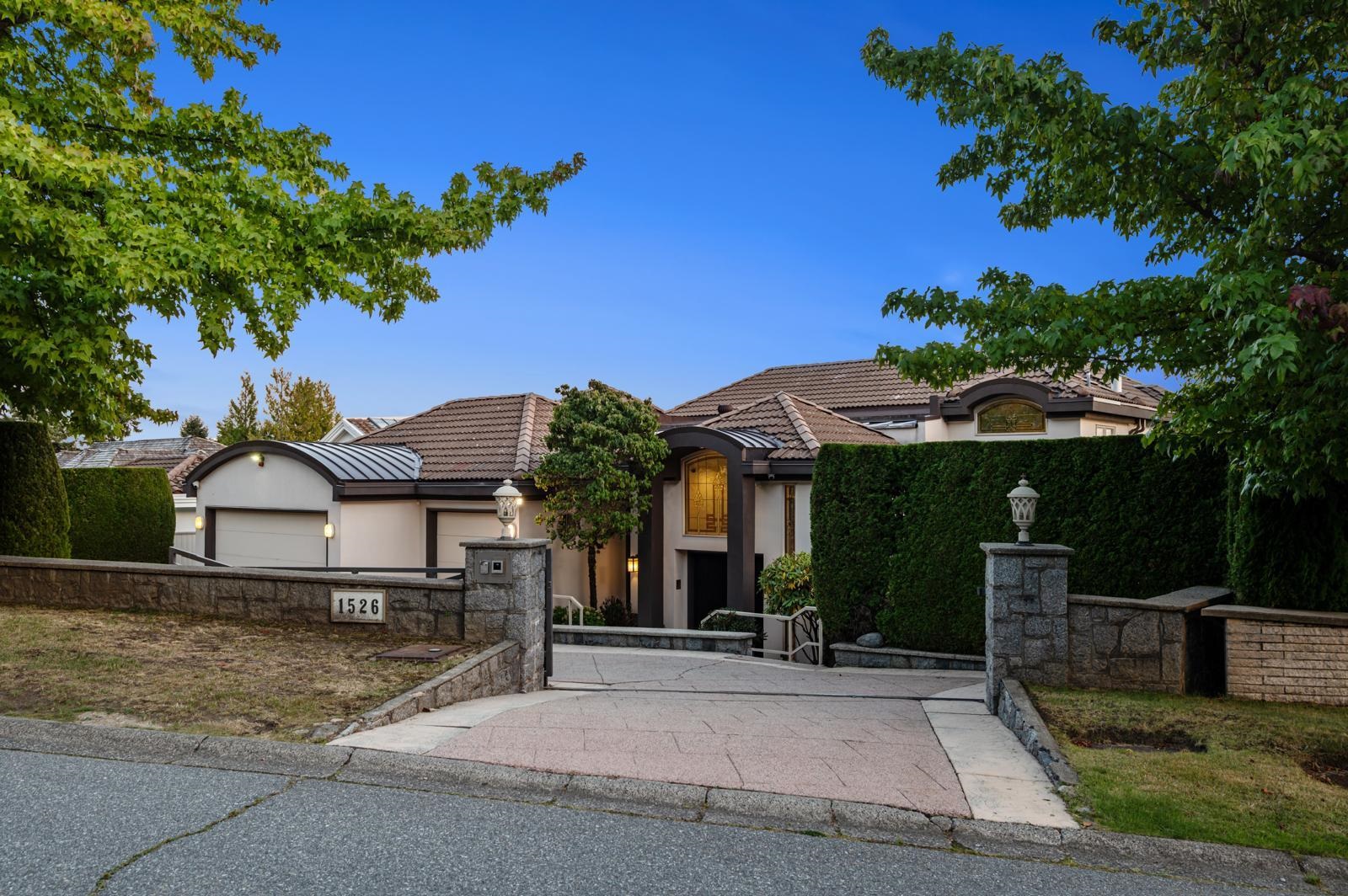 1526 CHIPPENDALE COURT, West Vancouver BC V7S 3G6, R3037489, BC,