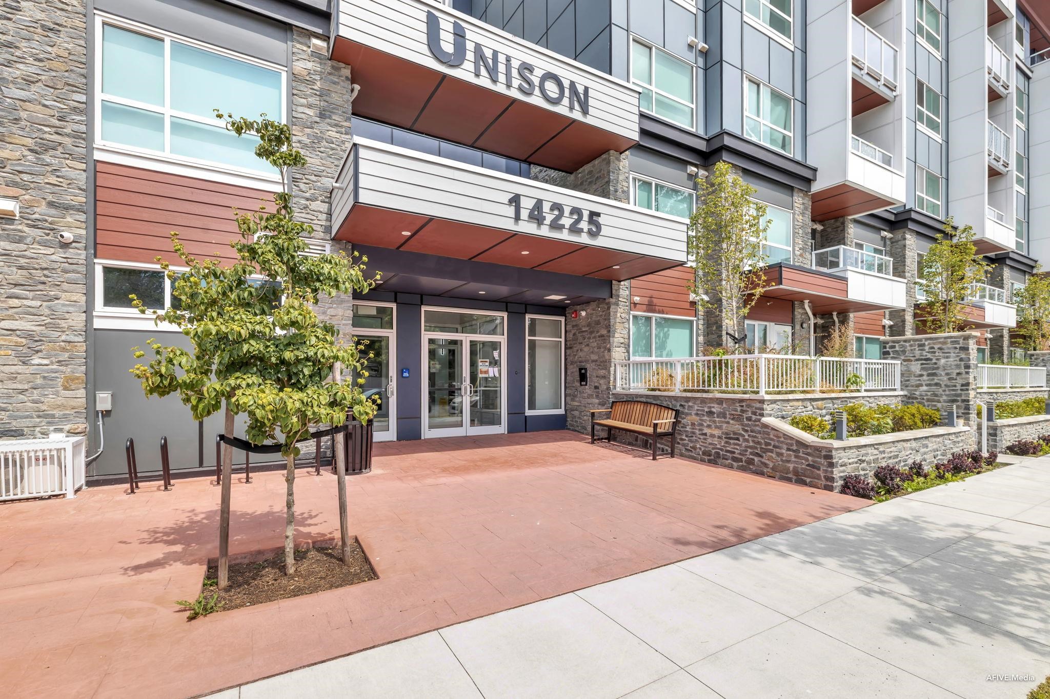 401 14225 103A AVENUE, R3037670, BC,