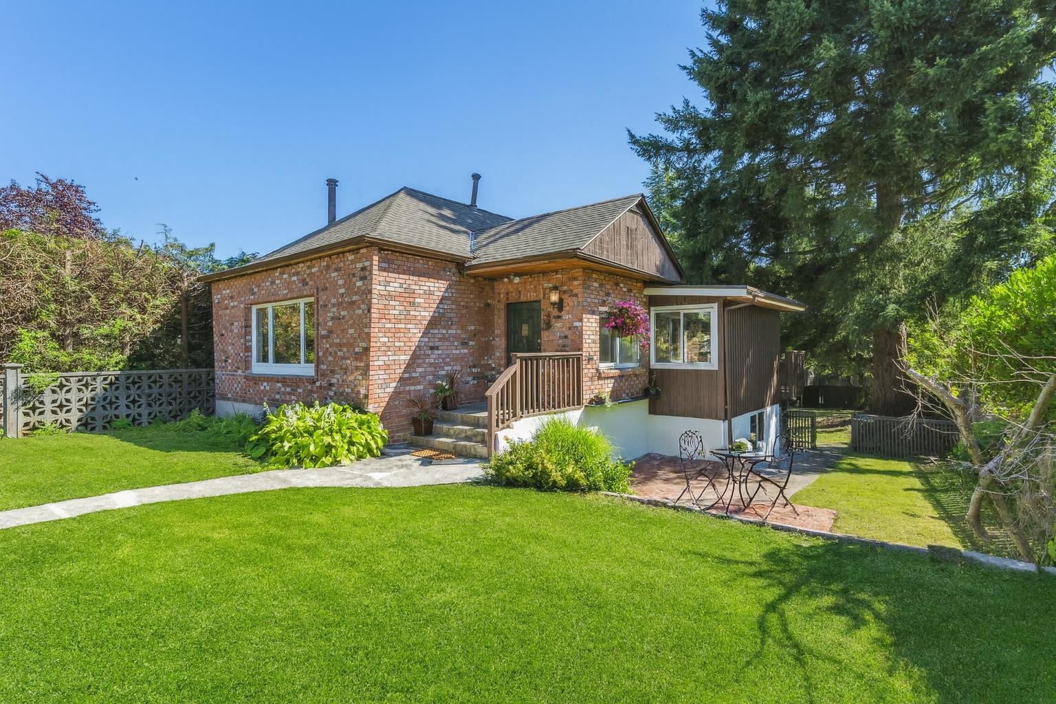 865 E 12TH STREET, North Vancouver BC V7L 2L2, R3037890, BC,
