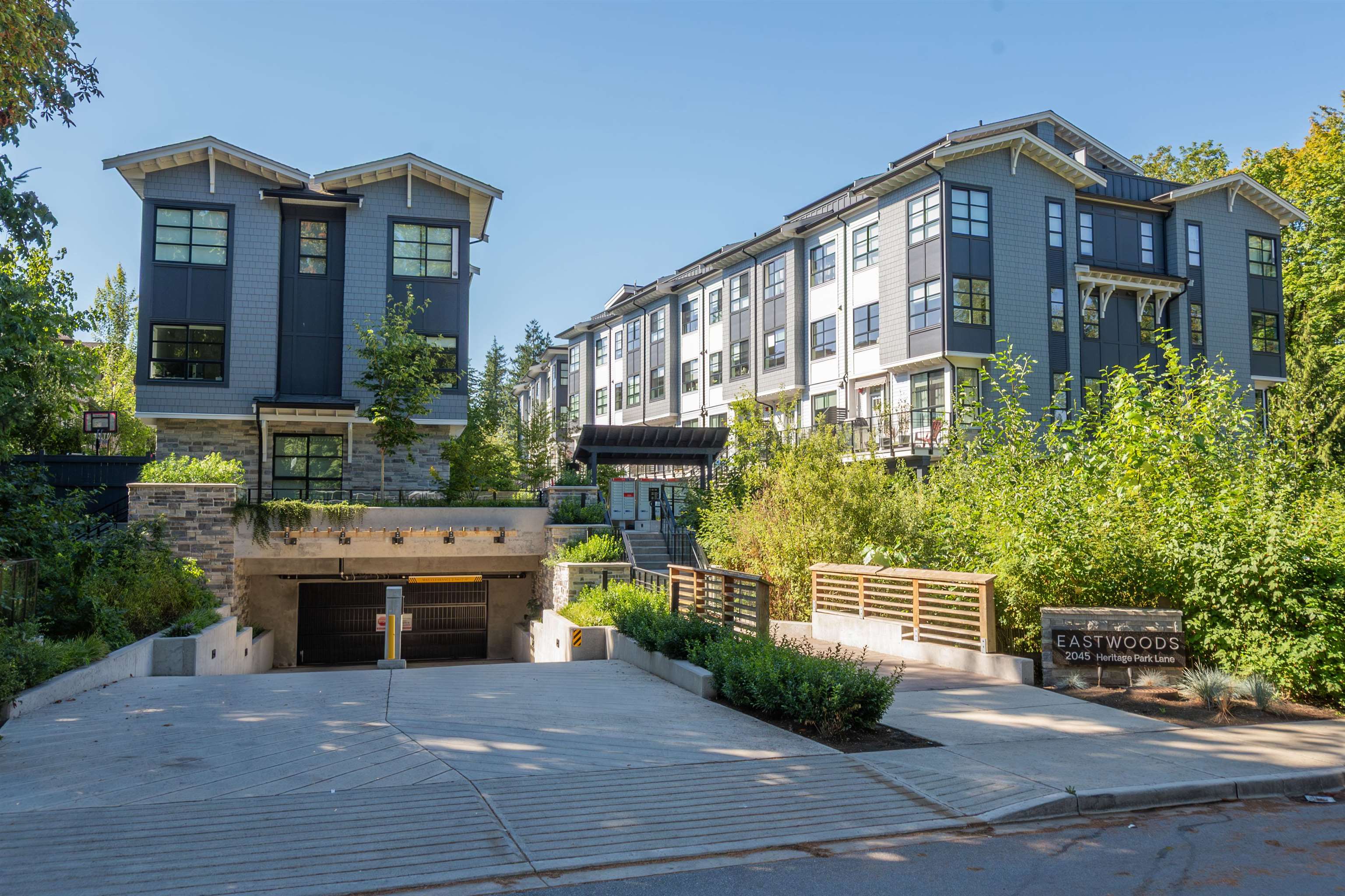 118 2045 HERITAGE PARK LANE, R3037894, BC,