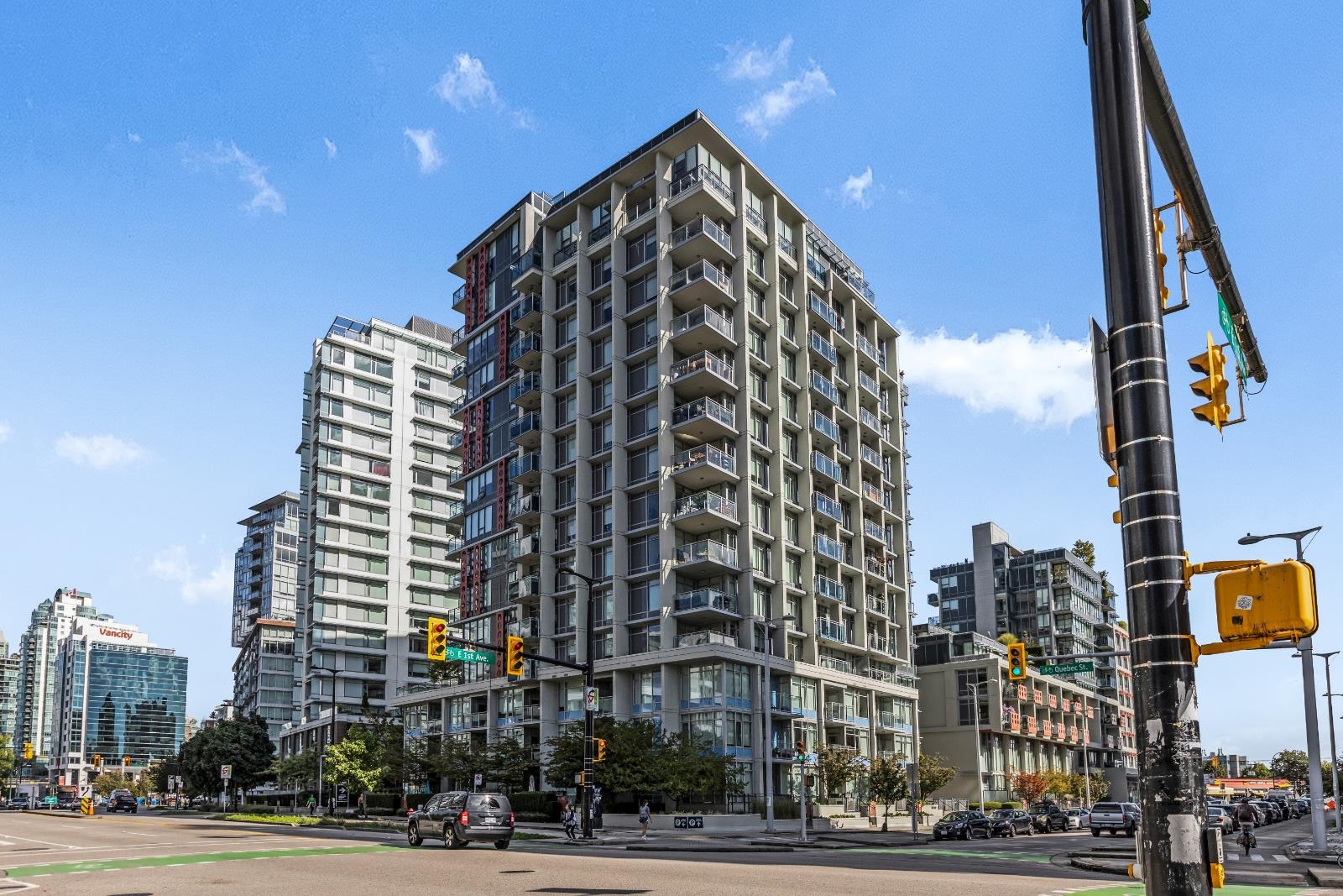 1801 111 1ST AVENUE, R3037974, BC,