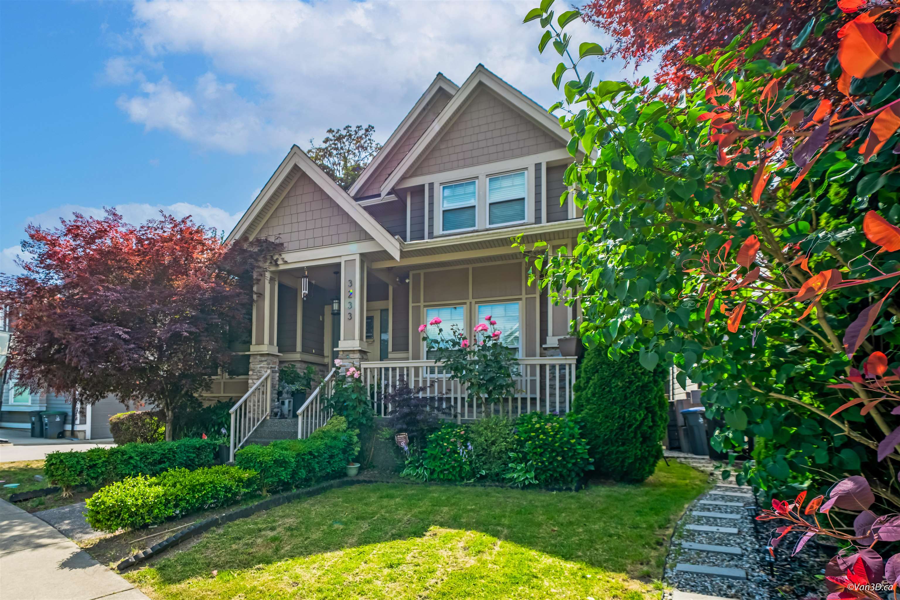 3233 147 STREET, Surrey BC V4P 1Z8, R3038000, BC,
